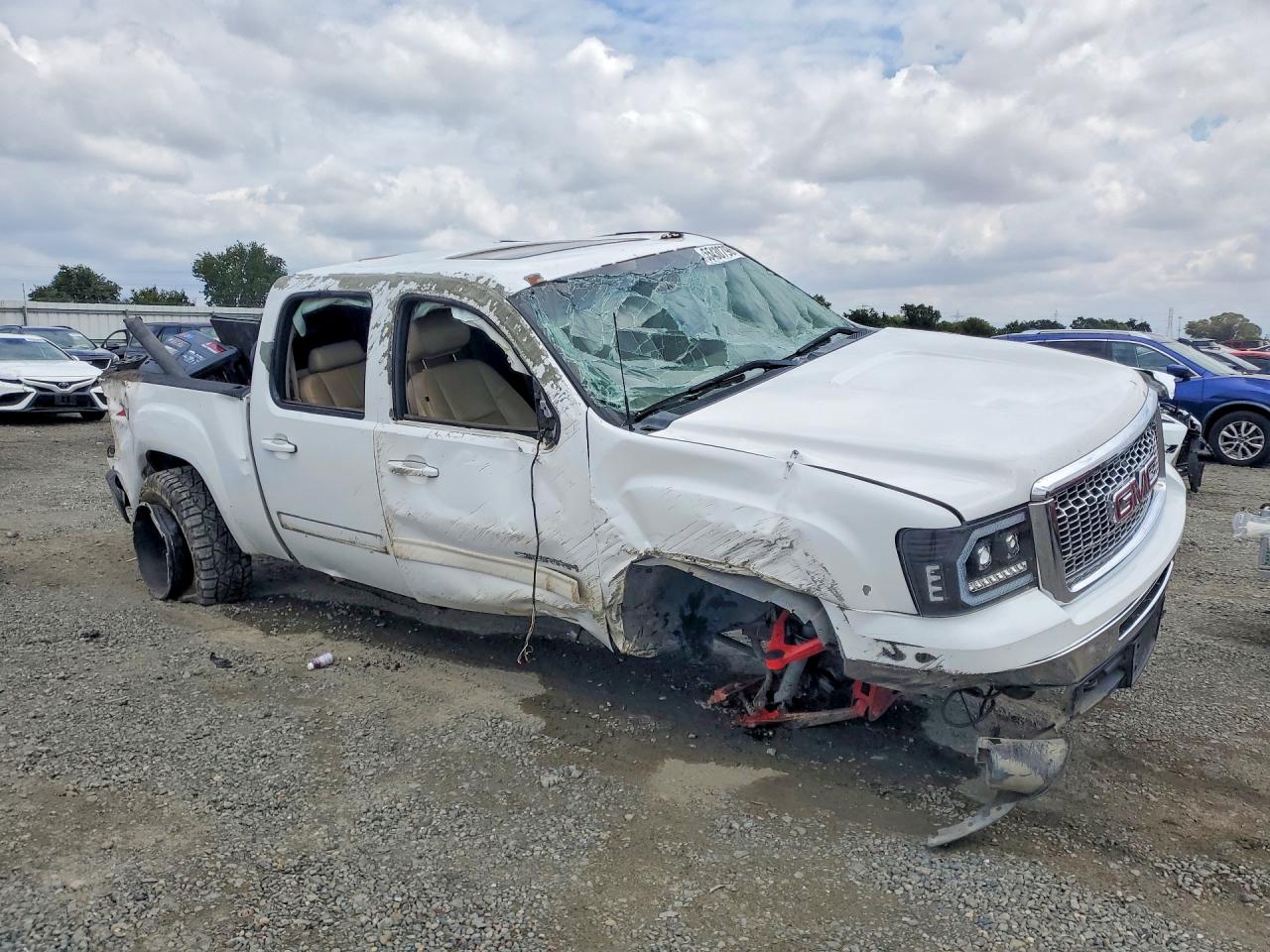2013 Gmc Sierra K1500 Slt White vin: 3GTP2WE77DG347148
