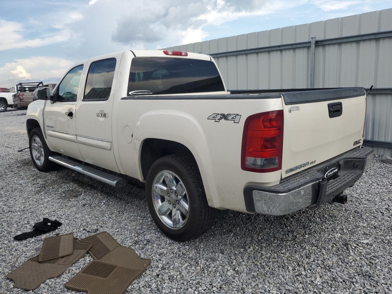 2013 Gmc Sierra K1500 Slt White vin: 3GTP2WE79DG104103 Damage: Left Rear Door Handle, Broken, Replacement Required