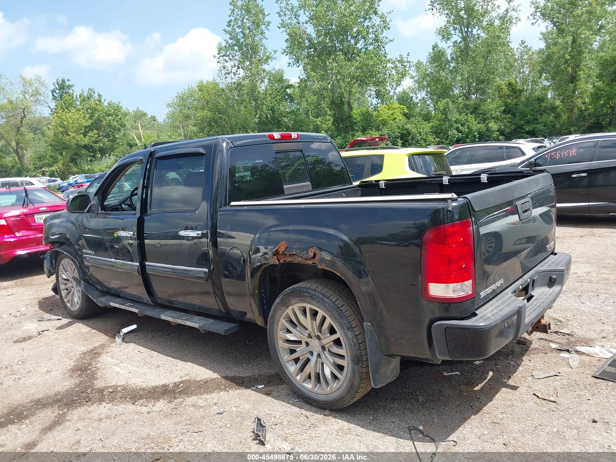 2011 Gmc Sierra 1500 Denali Черный vin: 3GTP2XE22BG331110