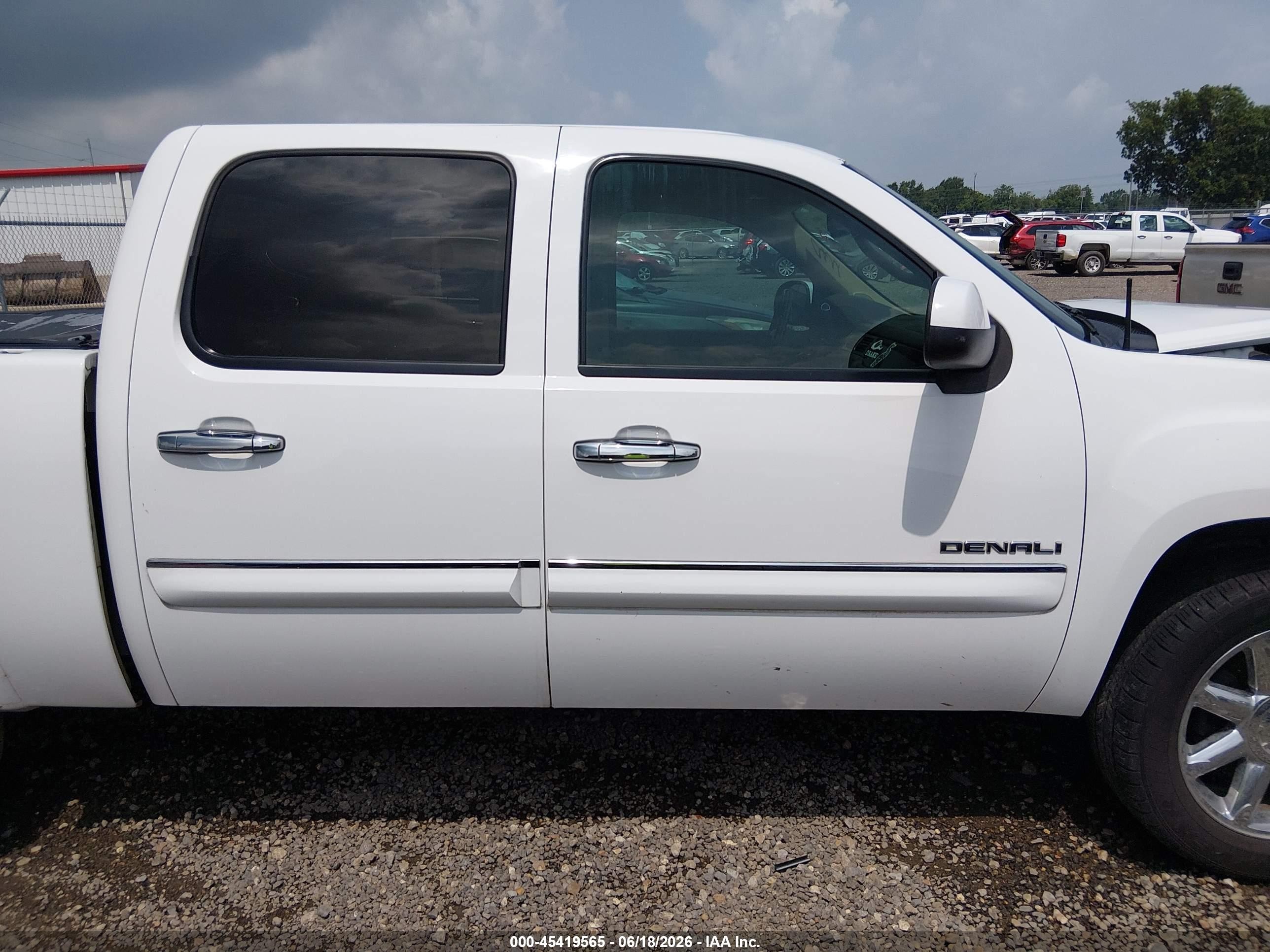 2012 Gmc Sierra 1500 Denali White vin: 3GTP2XE23CG131743