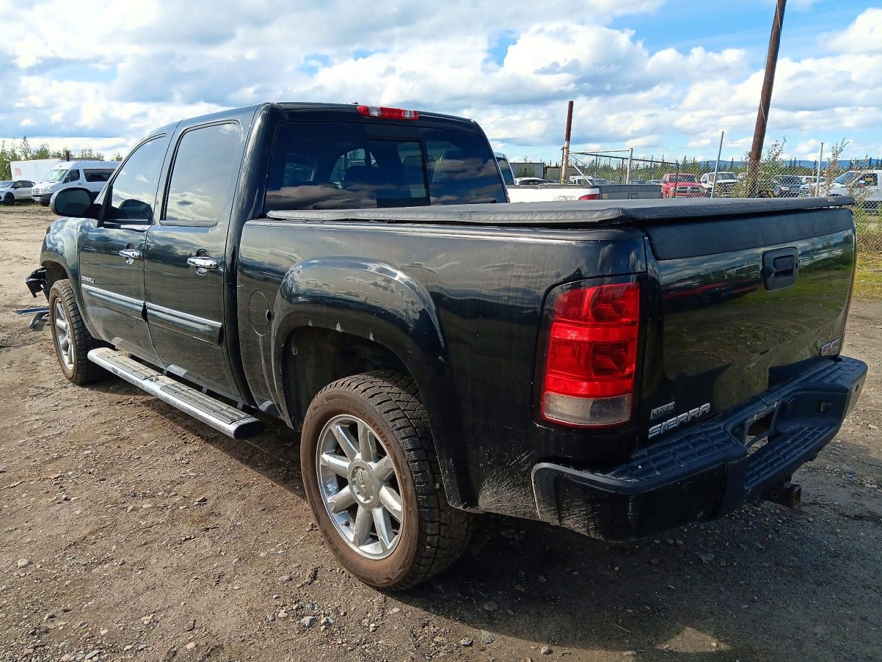 2011 Gmc Sierra K1500 Denali Black vin: 3GTP2XE25BG269301