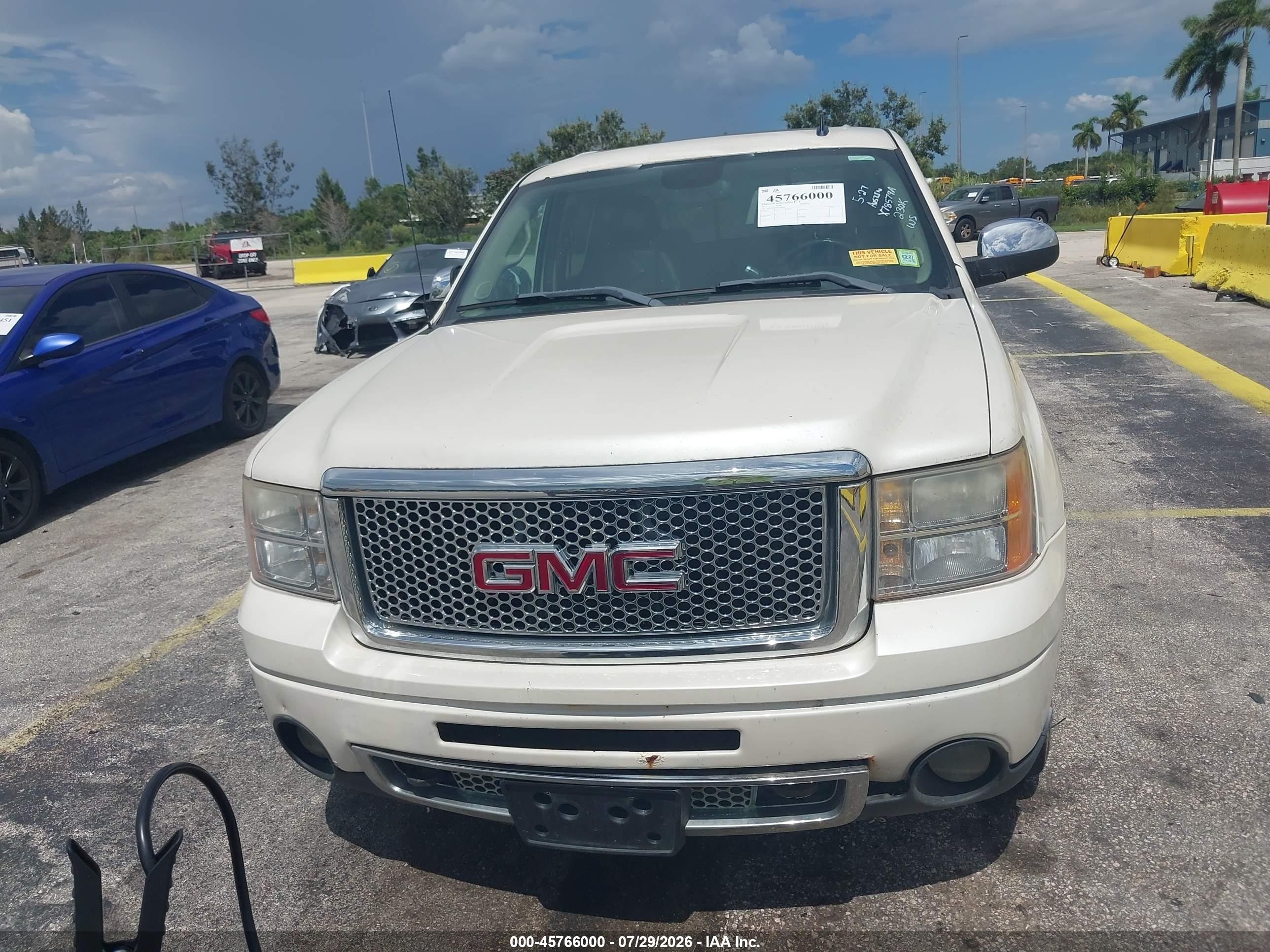 2011 Gmc Sierra 1500 Denali White vin: 3GTP2XE27BG198652