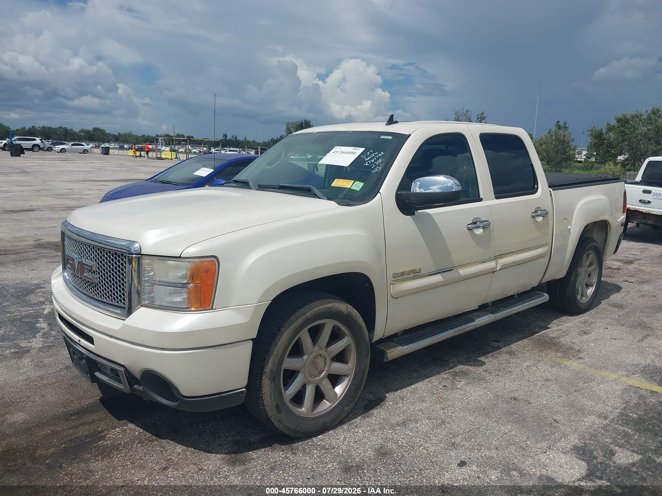 2011 Gmc Sierra 1500 Denali White vin: 3GTP2XE27BG198652