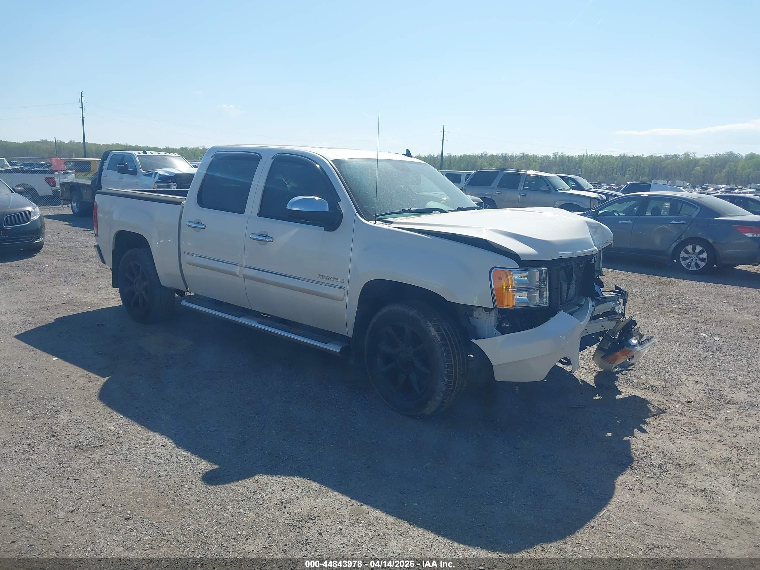 3GTP2XE28CG261825
