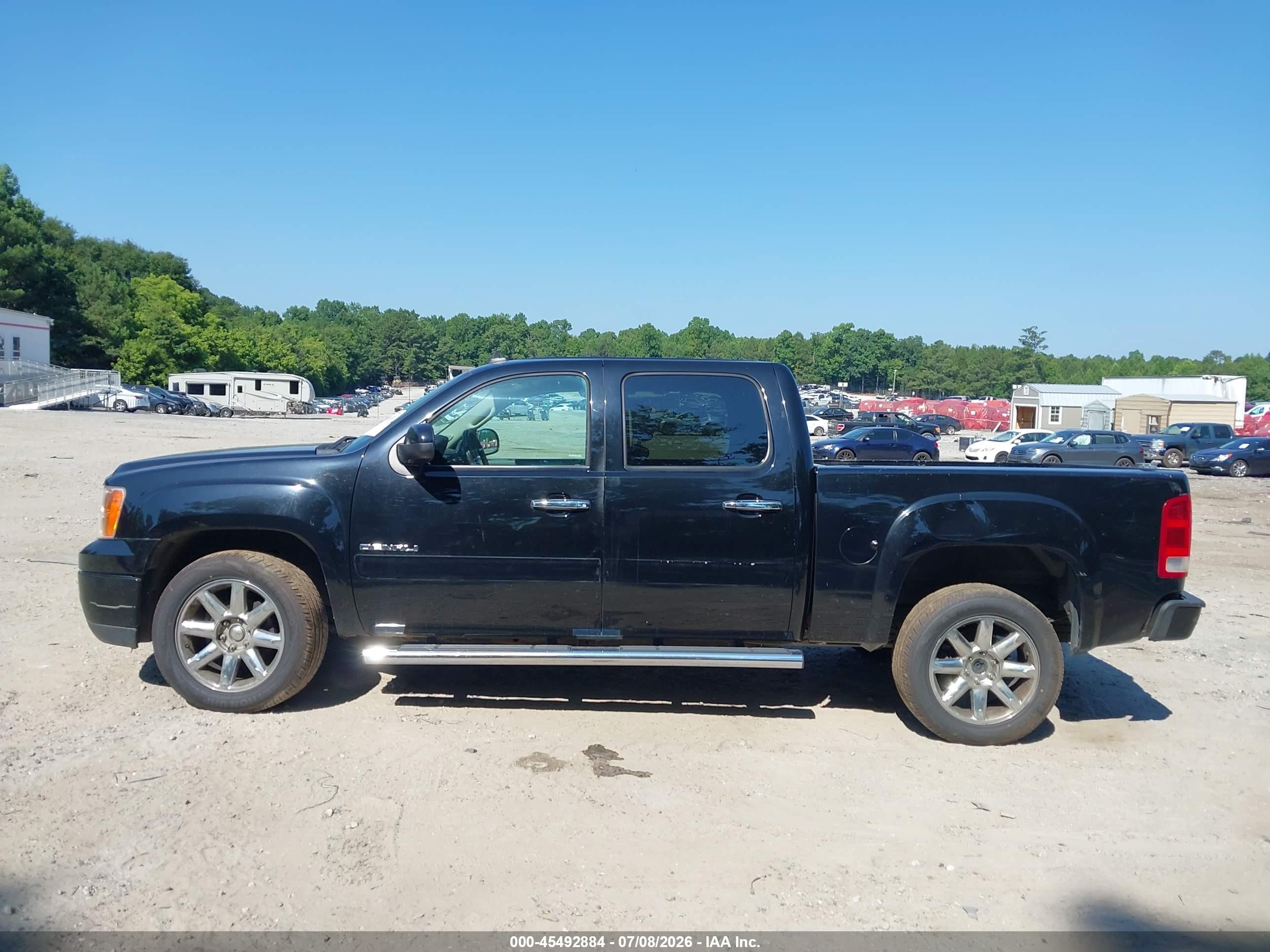 2013 Gmc Sierra 1500 Denali Черный vin: 3GTP2XE28DG287312