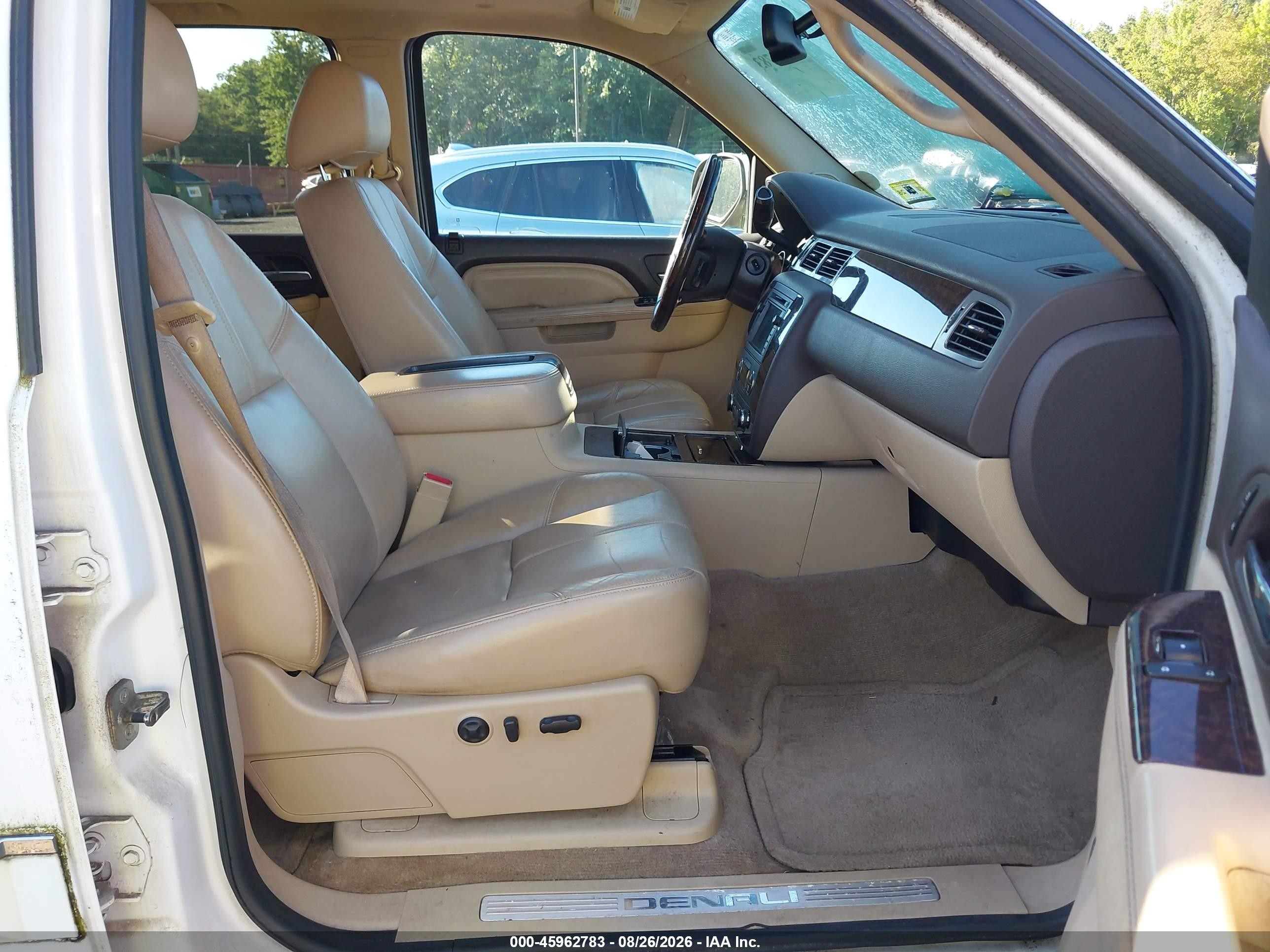 2011 Gmc Sierra 1500 Denali White vin: 3GTP2XE29BG148027