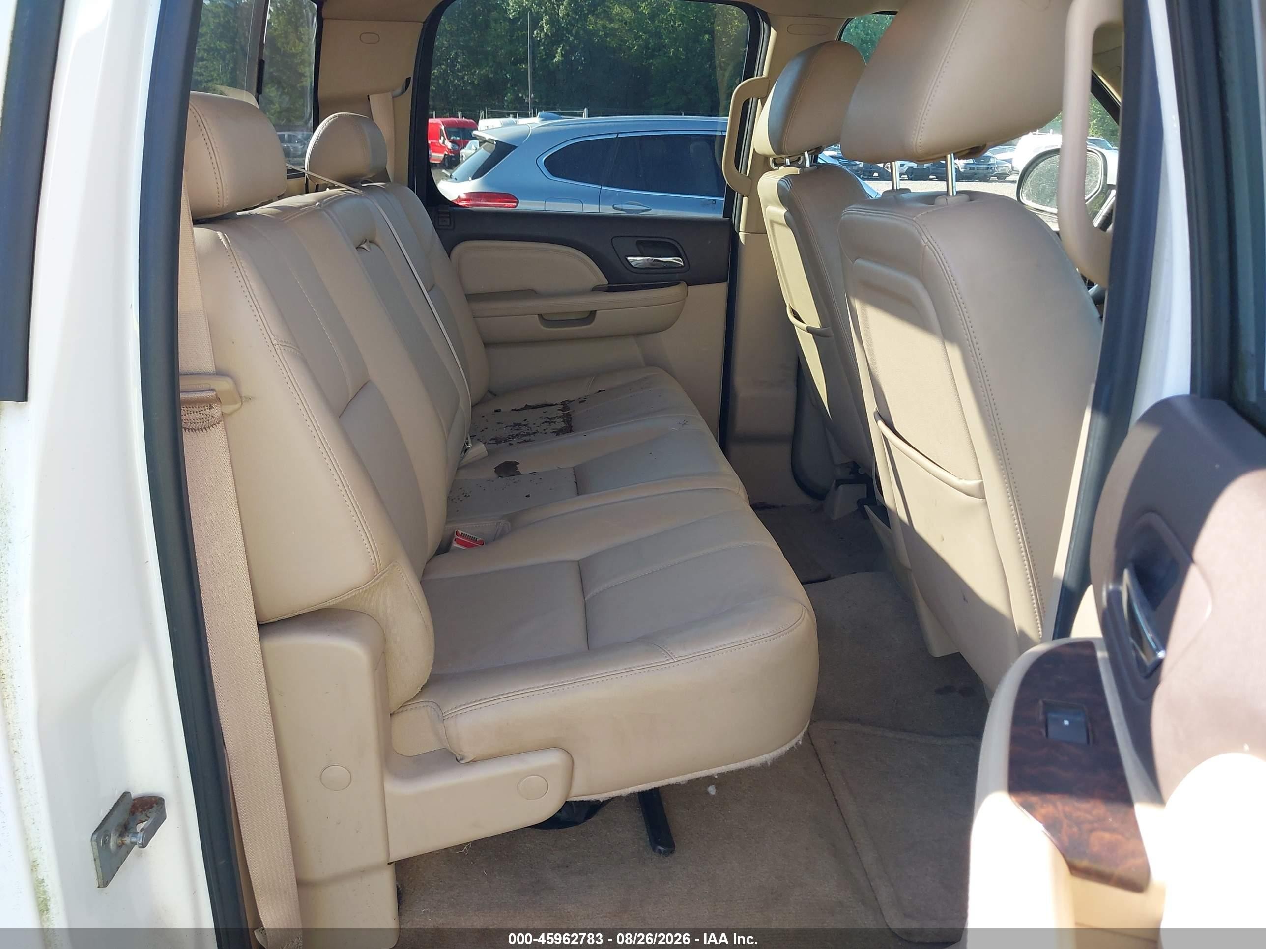 2011 Gmc Sierra 1500 Denali White vin: 3GTP2XE29BG148027