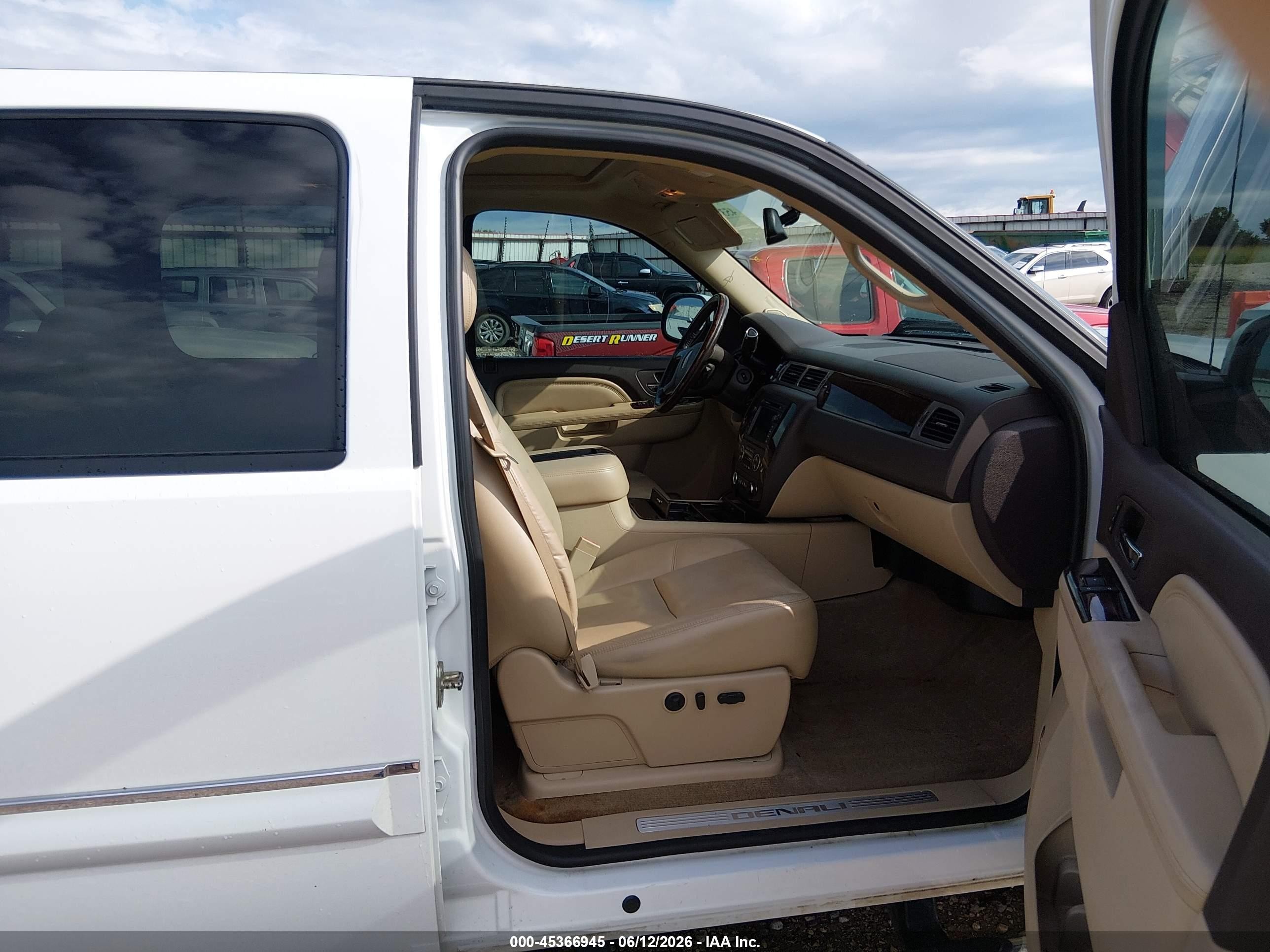 2011 Gmc Sierra 1500 Denali White vin: 3GTP2XE2XBG366817