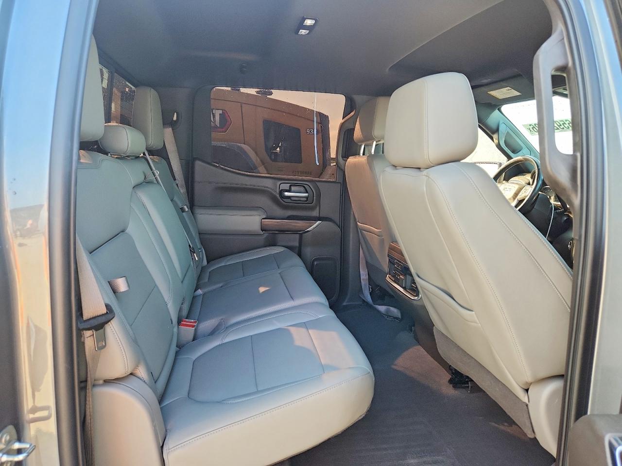 2021 Gmc Sierra C1500 Slt Серебряный vin: 3GTP8DED3MG119494