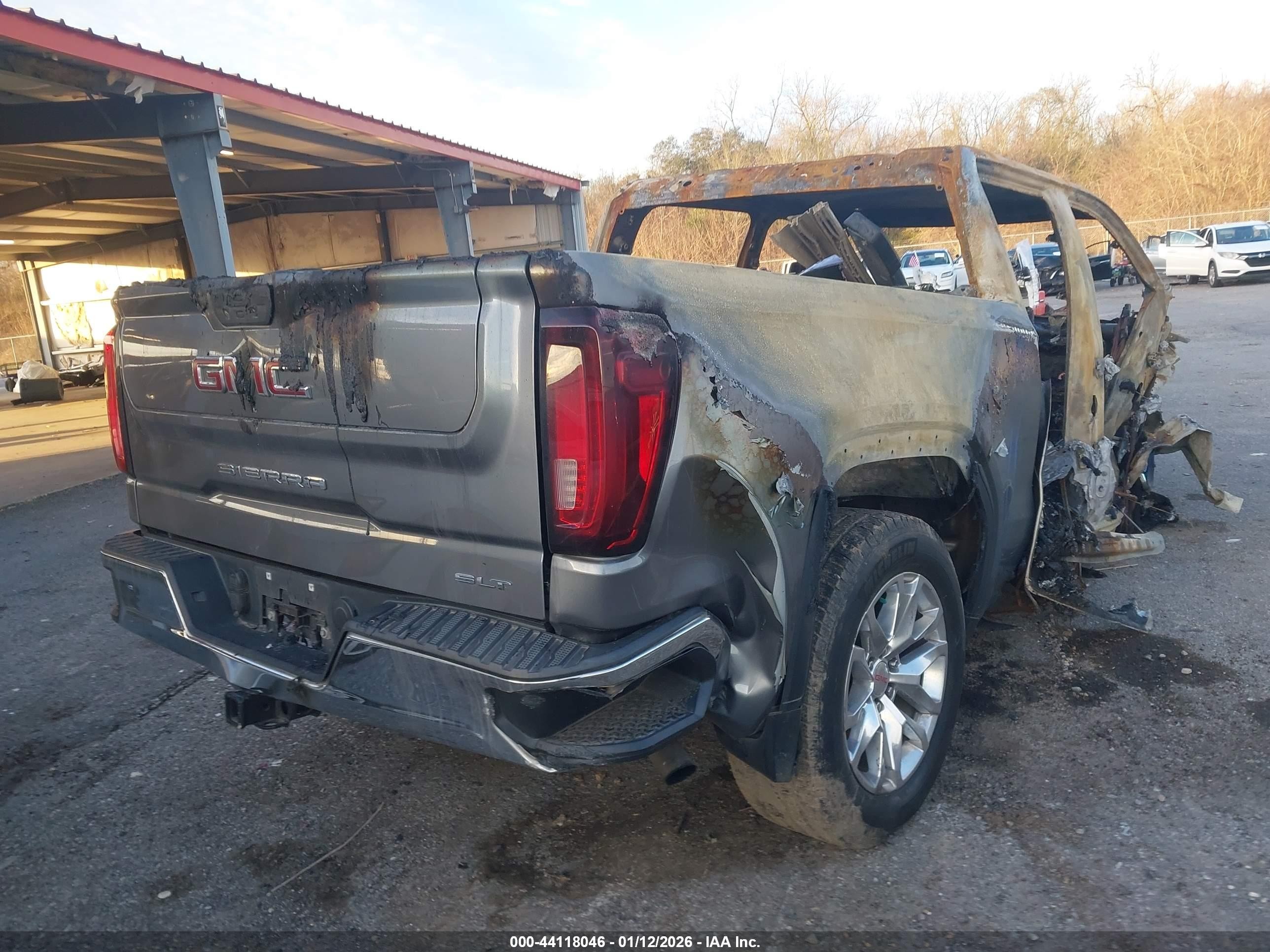 2019 Gmc Sierra 1500 Slt Серый vin: 3GTP8DED7KG302751