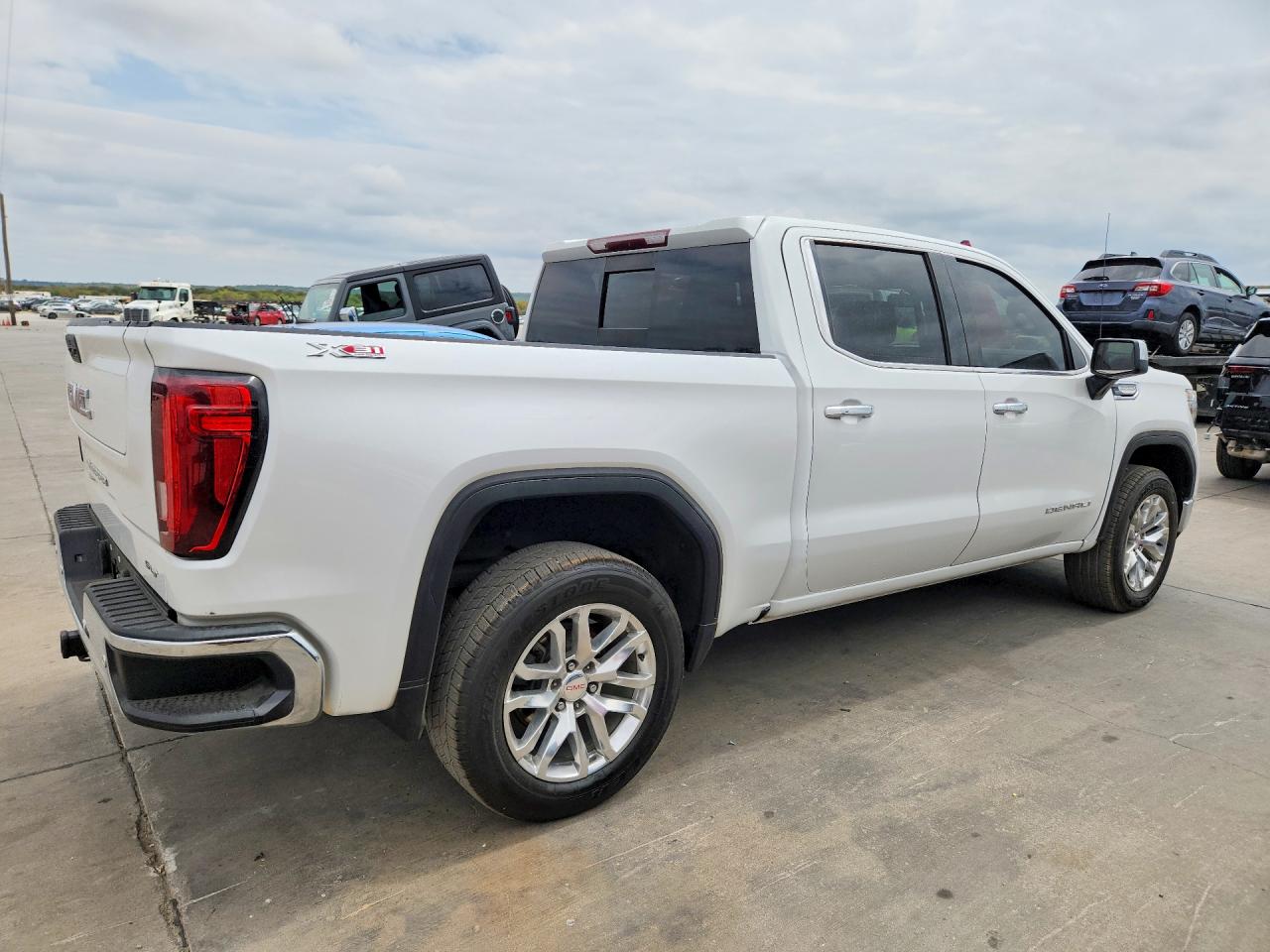 2022 Gmc Sierra Limited C1500 Denali Белый vin: 3GTP8FET0NG199762