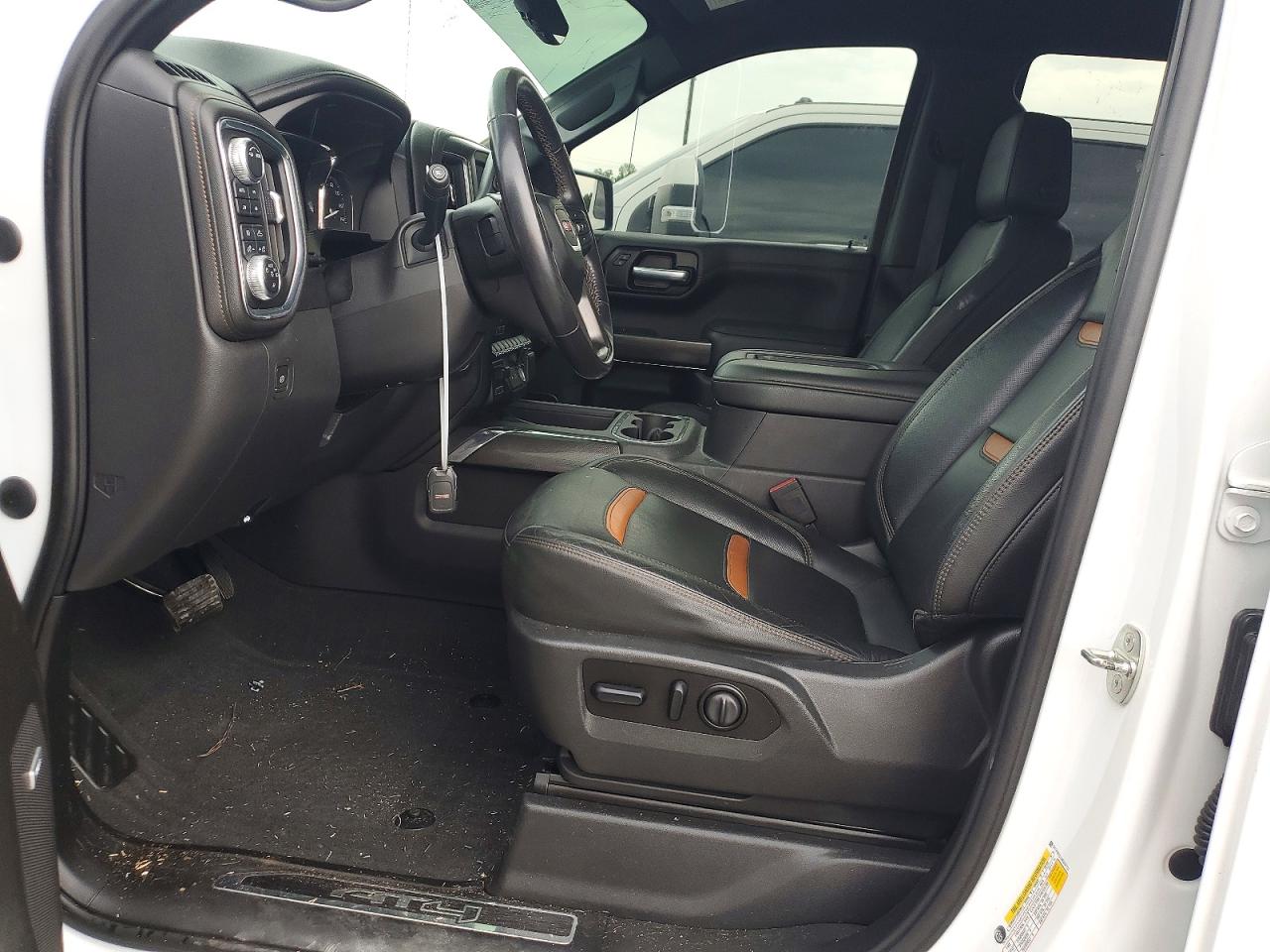 2021 Gmc Sierra K1500 At4 White vin: 3GTP9EED1MG202733