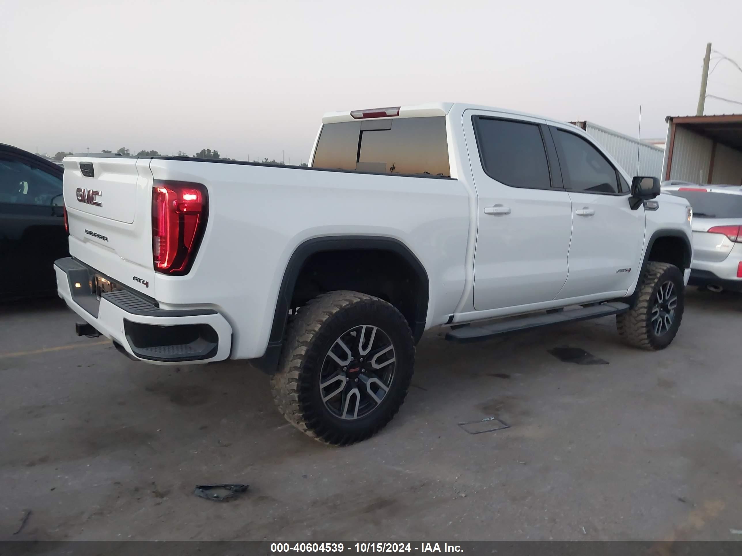 2020 Gmc Sierra 1500 4wd  Short Box At4 White vin: 3GTP9EEL4LG428352