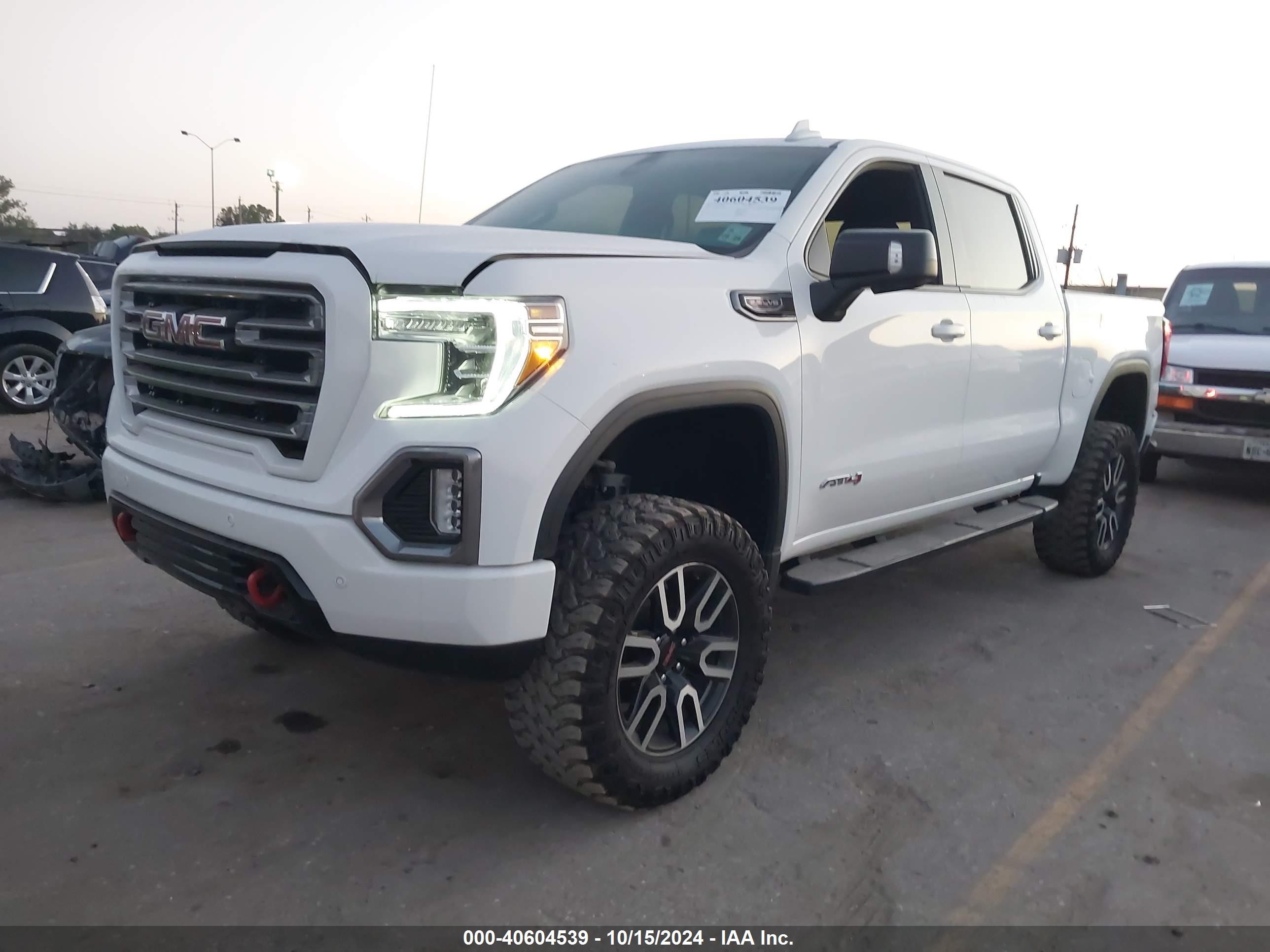 2020 Gmc Sierra 1500 4wd  Short Box At4 White vin: 3GTP9EEL4LG428352