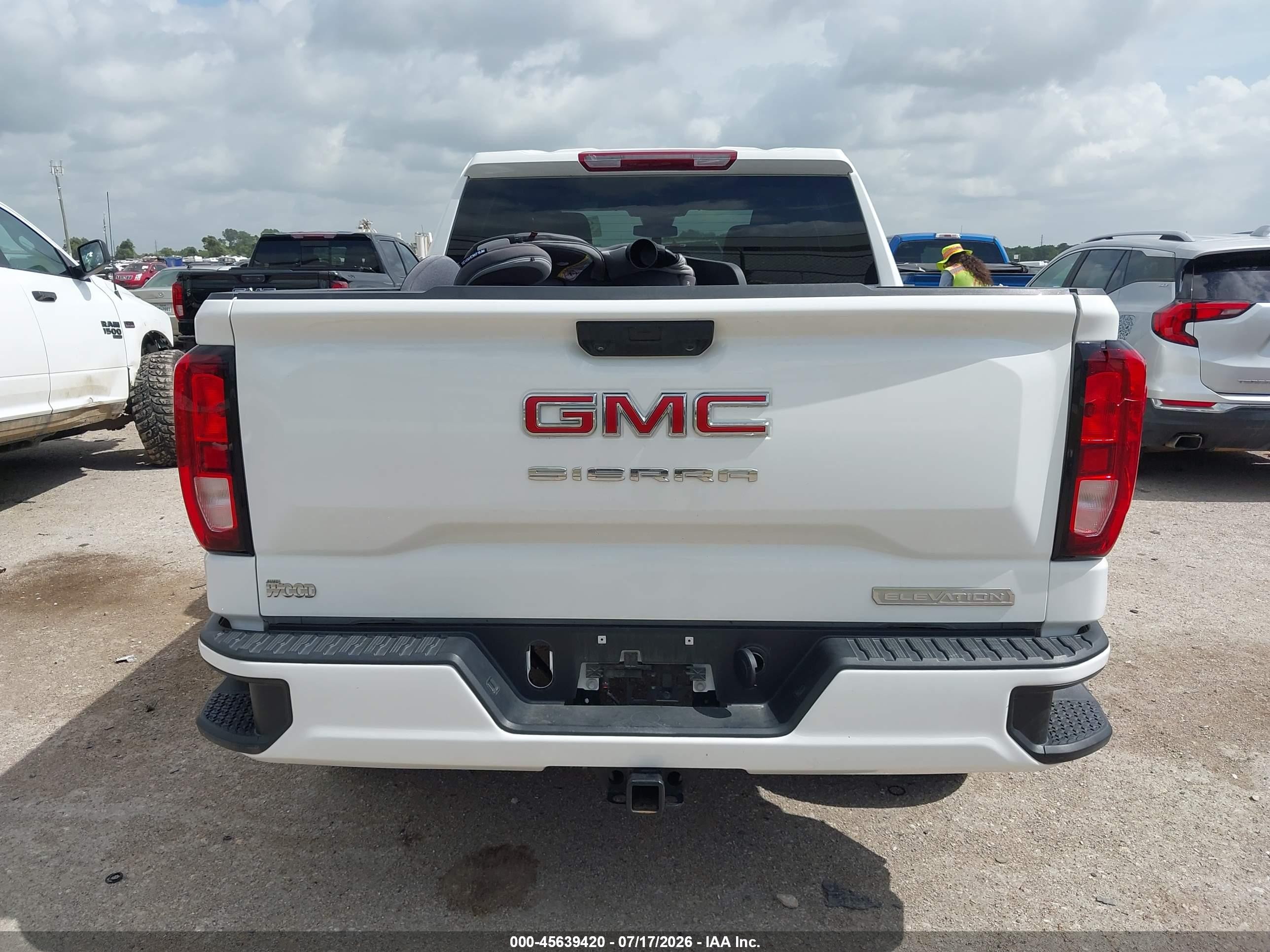 2025 Gmc Sierra 1500 2wd  Short Box Elevation White vin: 3GTPHCEK0SG214083
