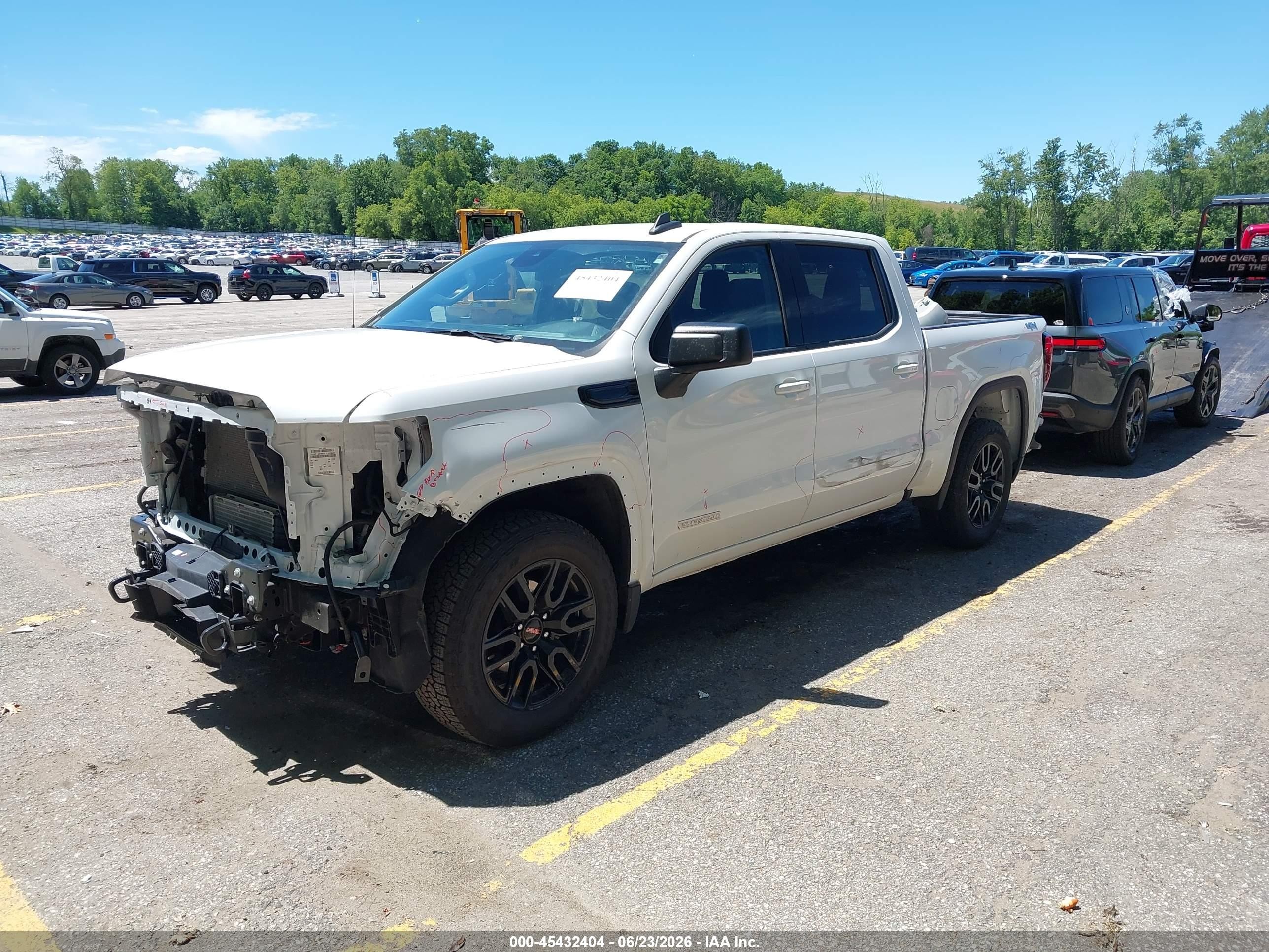2024 Gmc Sierra 1500 4wd  Short Box Elevation With 3vl Белый vin: 3GTPUJEK0RG249233