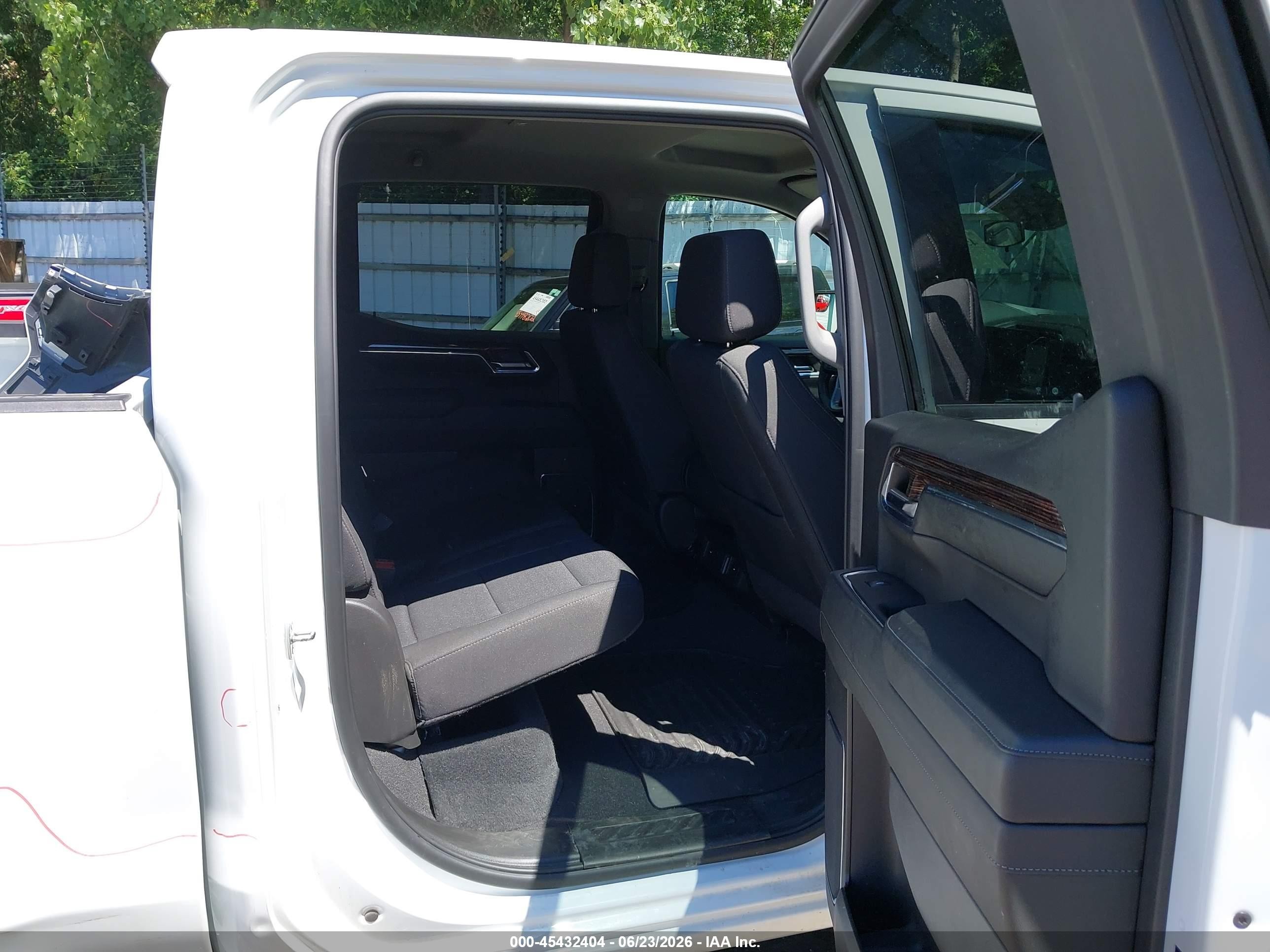 2024 Gmc Sierra 1500 4wd  Short Box Elevation With 3vl Белый vin: 3GTPUJEK0RG249233