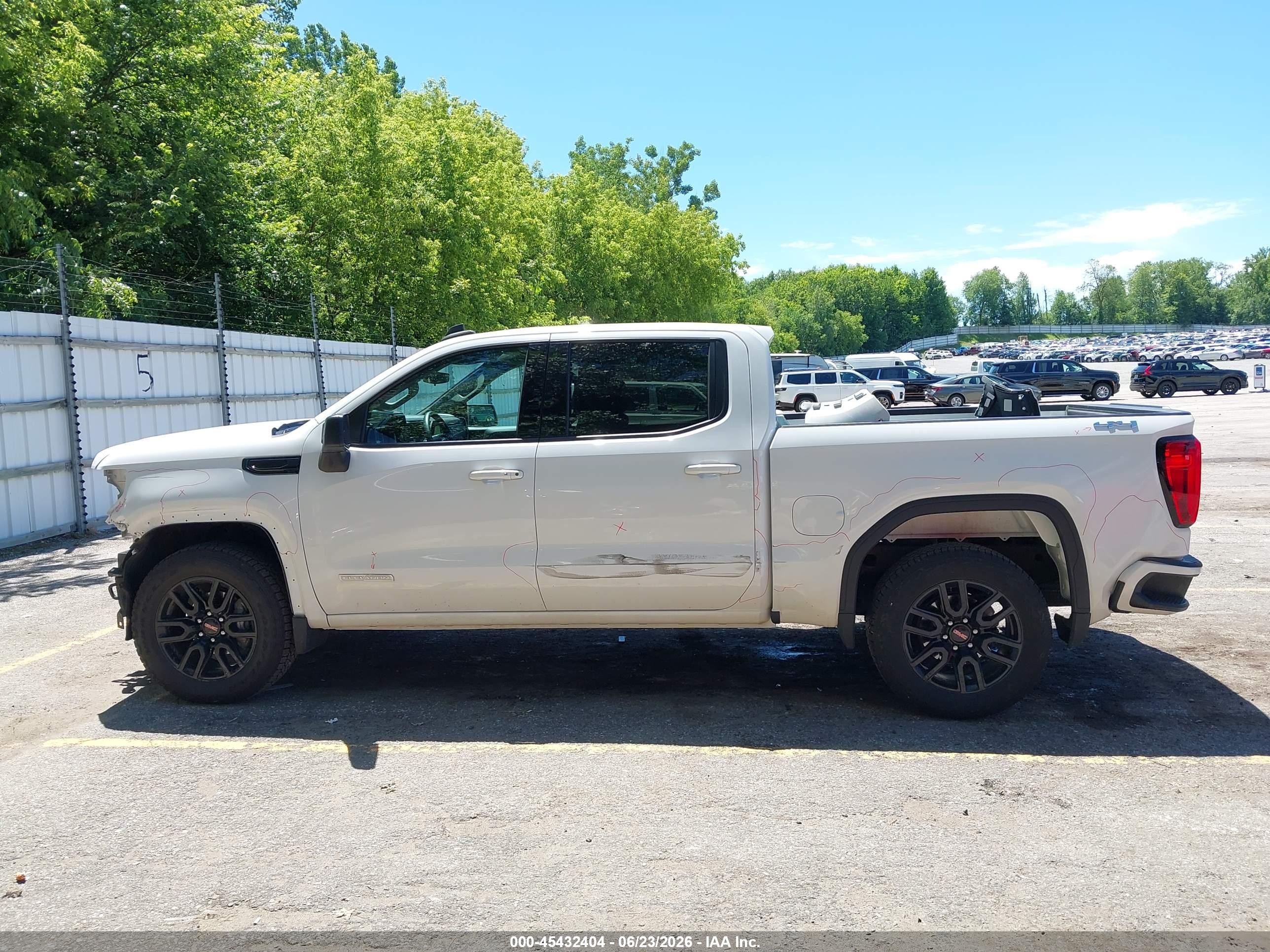2024 Gmc Sierra 1500 4wd  Short Box Elevation With 3vl Белый vin: 3GTPUJEK0RG249233