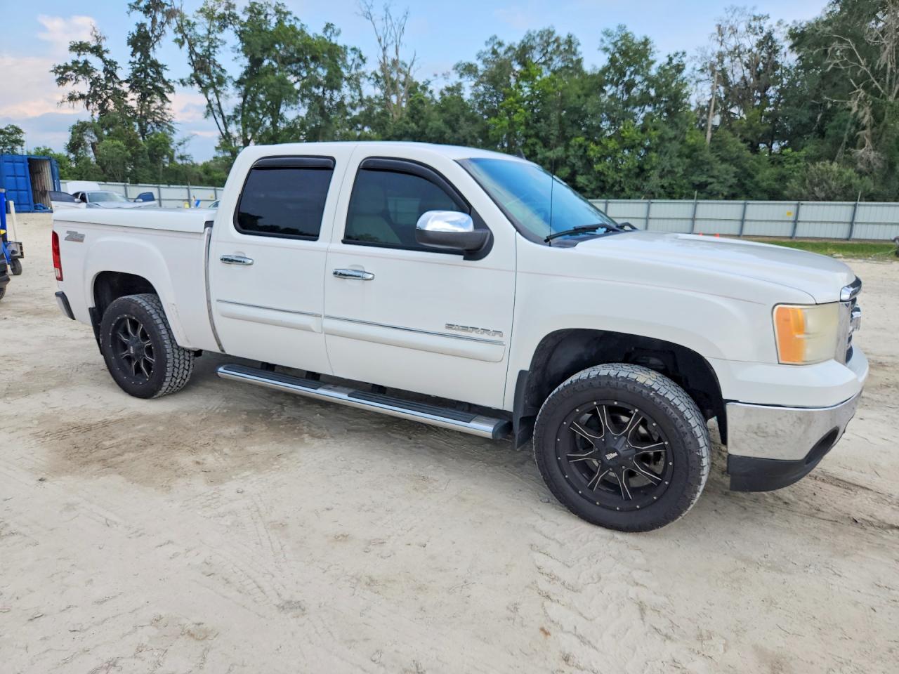 2010 Gmc Sierra C1500 Sle White vin: 3GTRCVE00AG205867