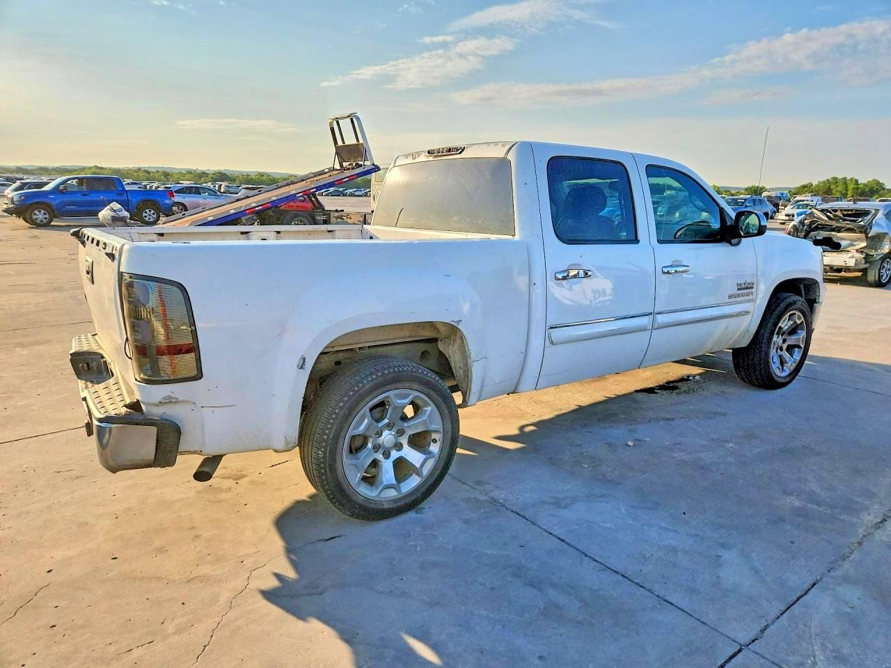 2010 Gmc Sierra C1500 Sle White vin: 3GTRCVE01AG274681