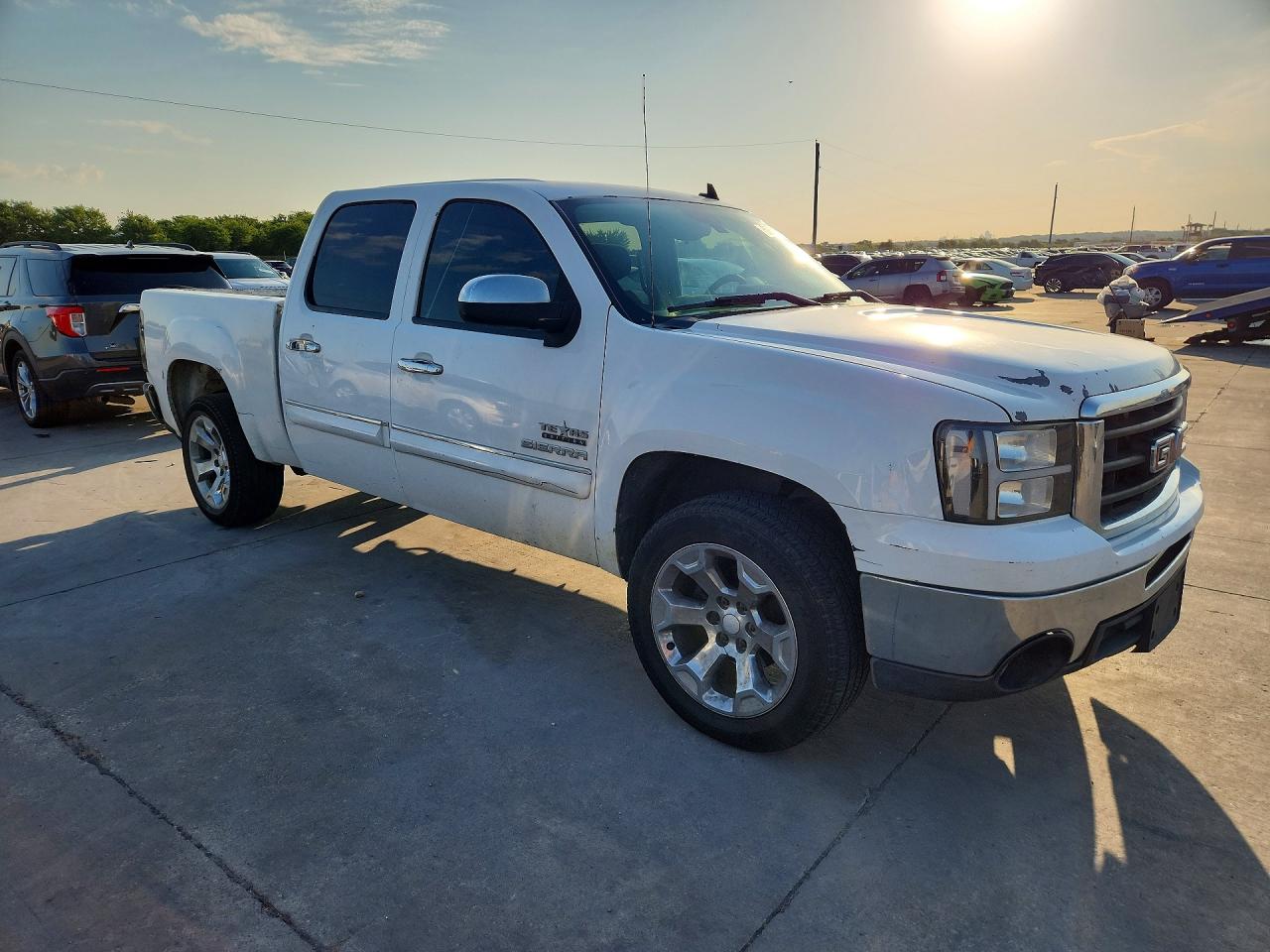 2010 Gmc Sierra C1500 Sle White vin: 3GTRCVE01AG274681