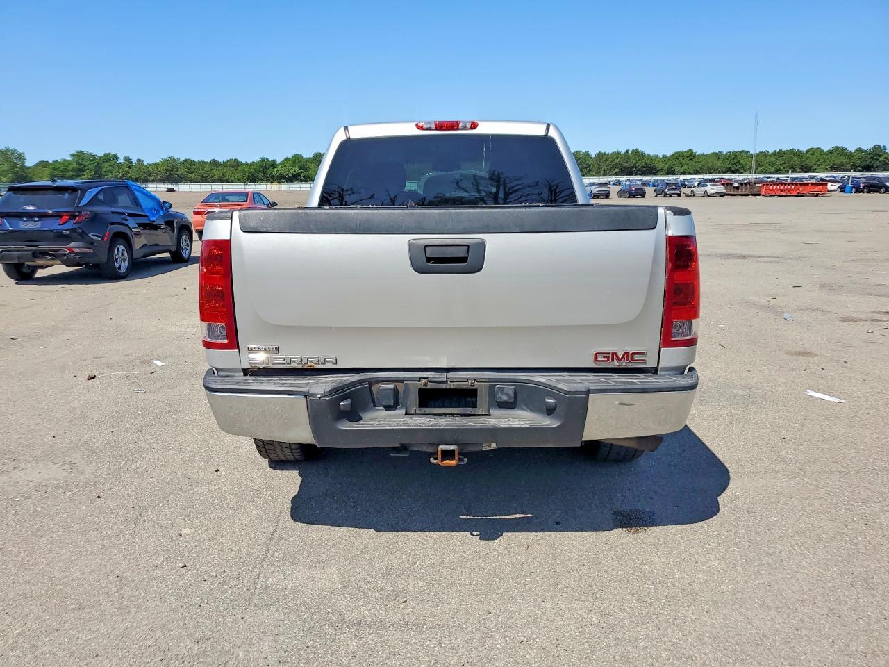 2010 Gmc Sierra K1500 Sl Silver vin: 3GTRKUEA3AG288216
