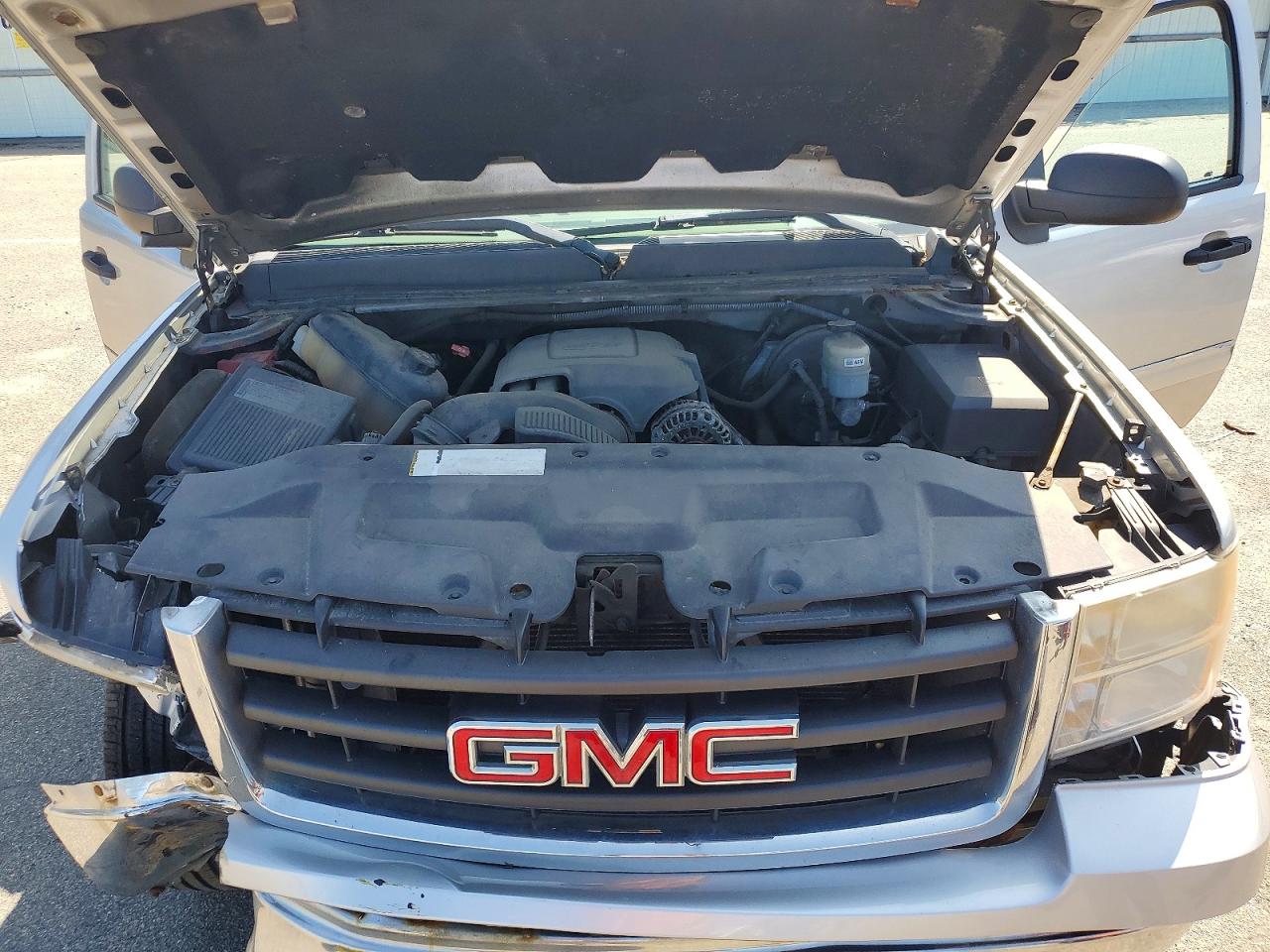 2010 Gmc Sierra K1500 Sl Silver vin: 3GTRKUEA3AG288216