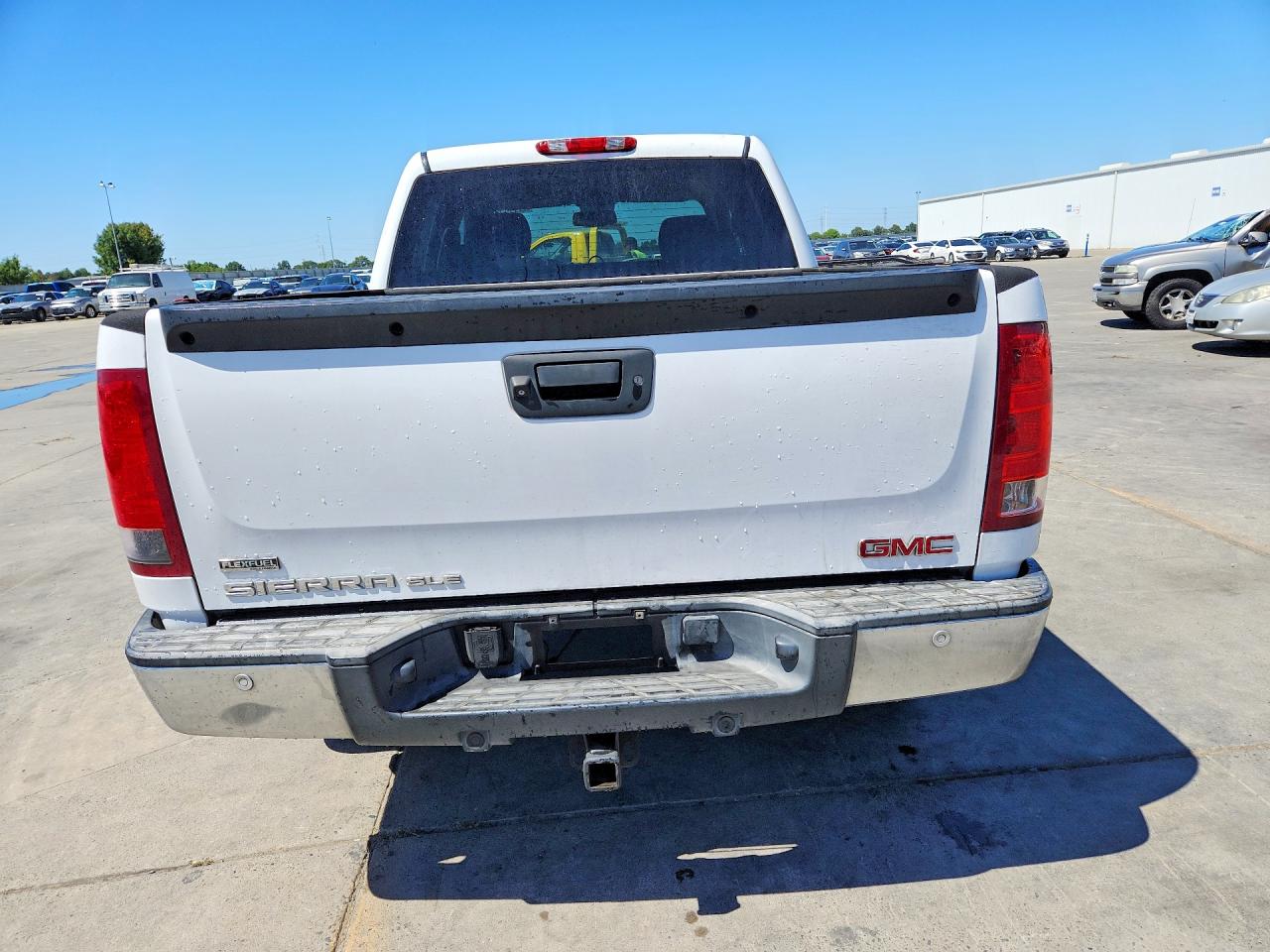2010 Gmc Sierra K1500 Sle White vin: 3GTRKVE35AG265219