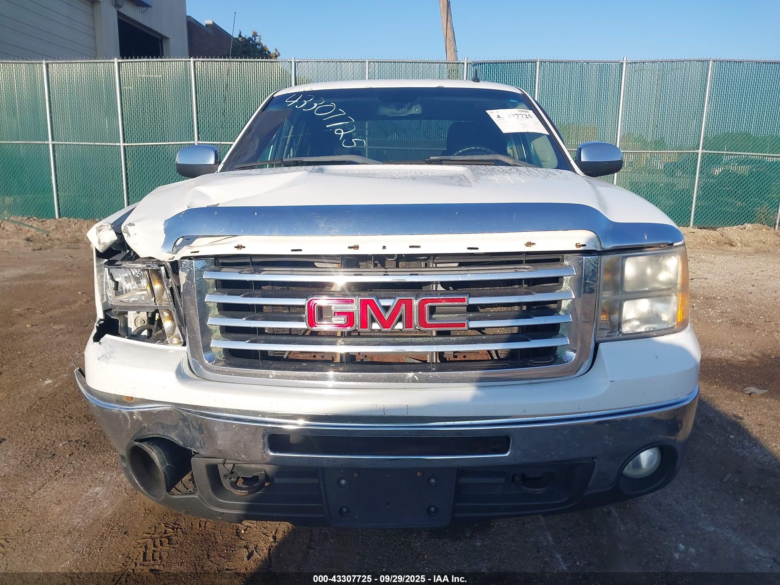 2010 Gmc Sierra 1500 Sle White vin: 3GTRKVE36AG240717