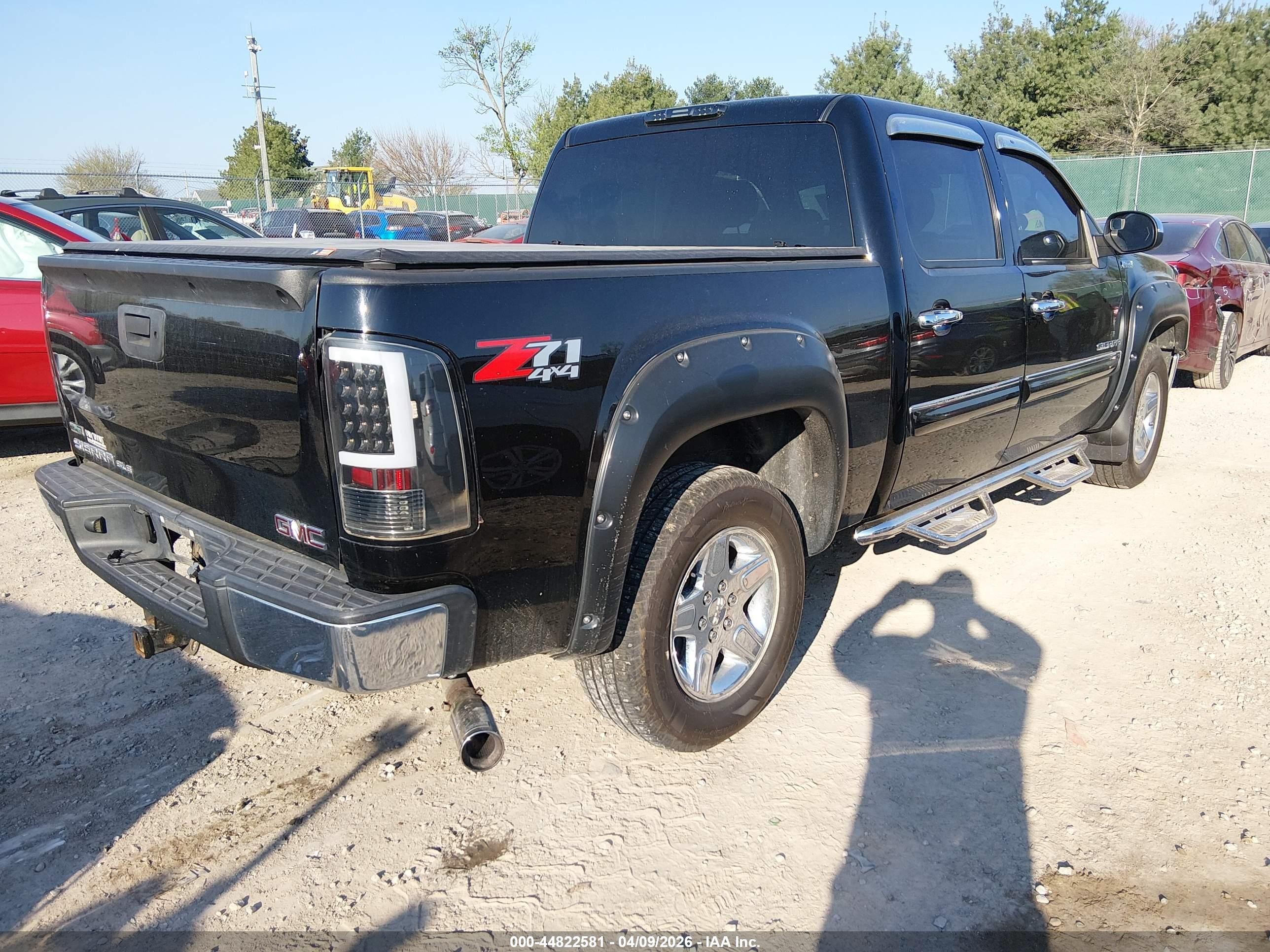 2010 Gmc Sierra 1500 Sle Black vin: 3GTRKVE37AG261852