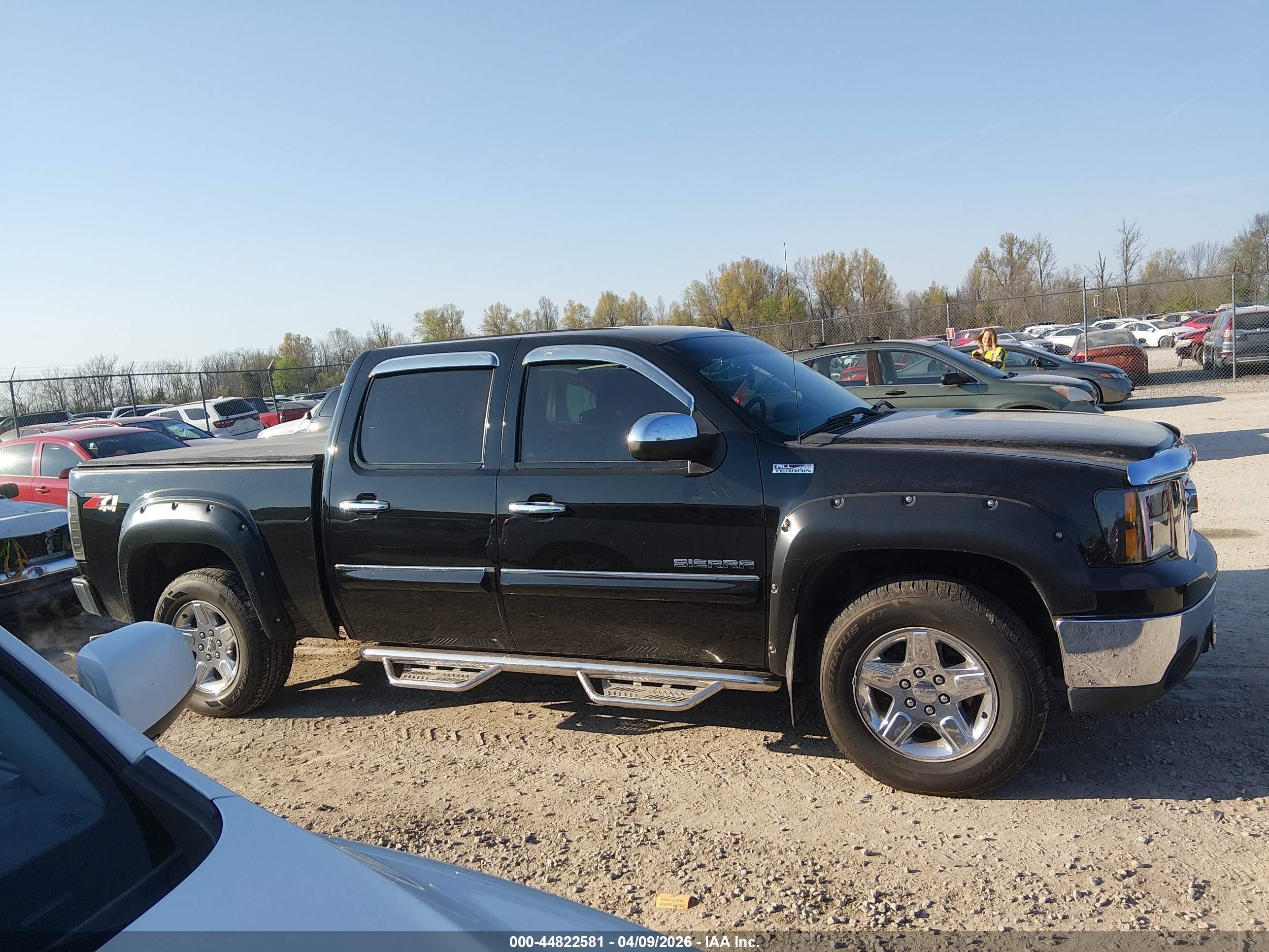2010 Gmc Sierra 1500 Sle Black vin: 3GTRKVE37AG261852