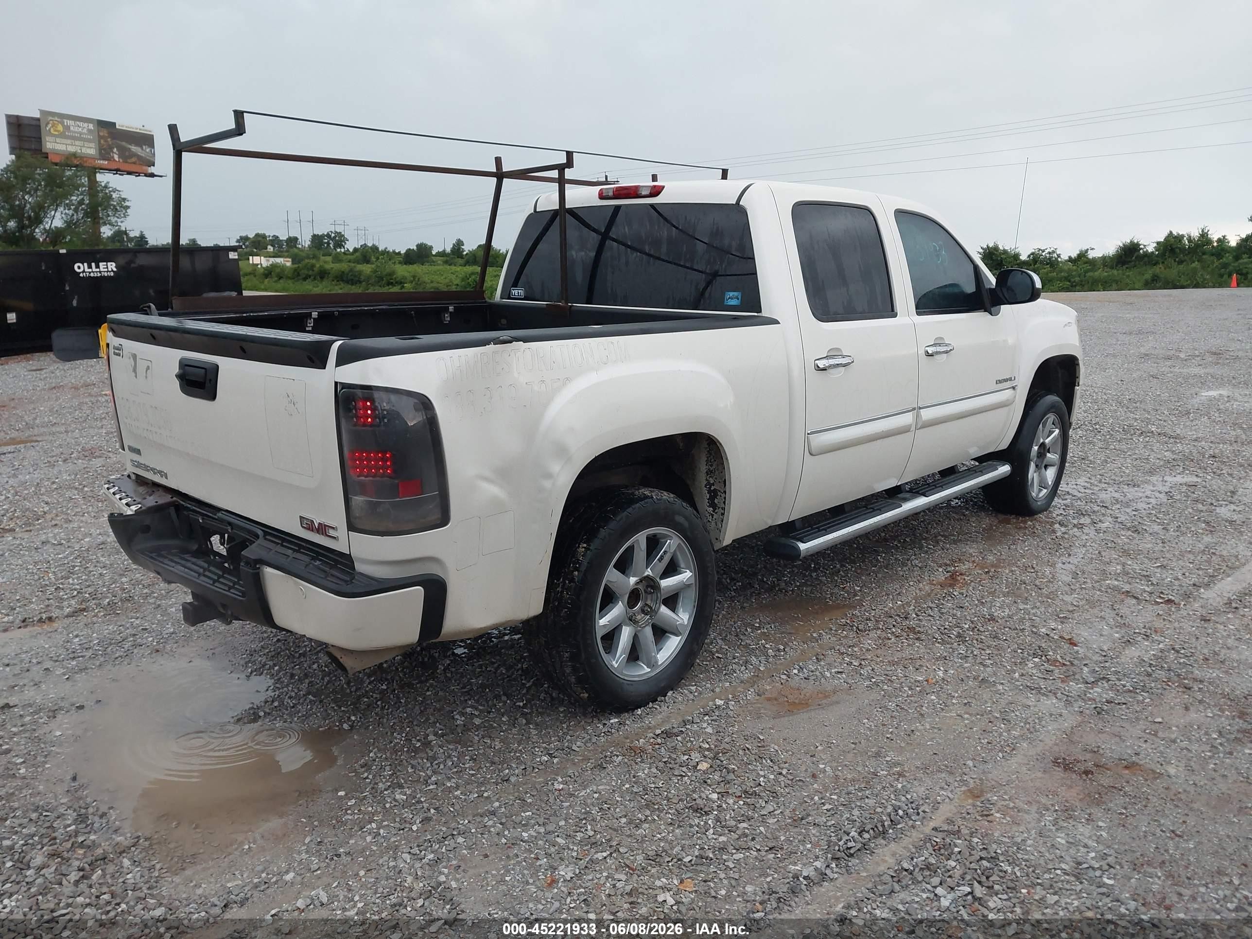 2010 Gmc Sierra 1500 Denali White vin: 3GTRKXE20AG221826