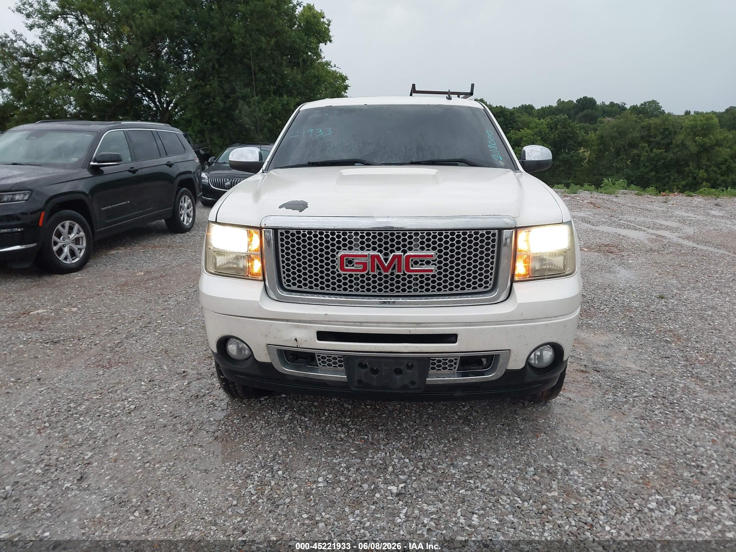 2010 Gmc Sierra 1500 Denali White vin: 3GTRKXE20AG221826