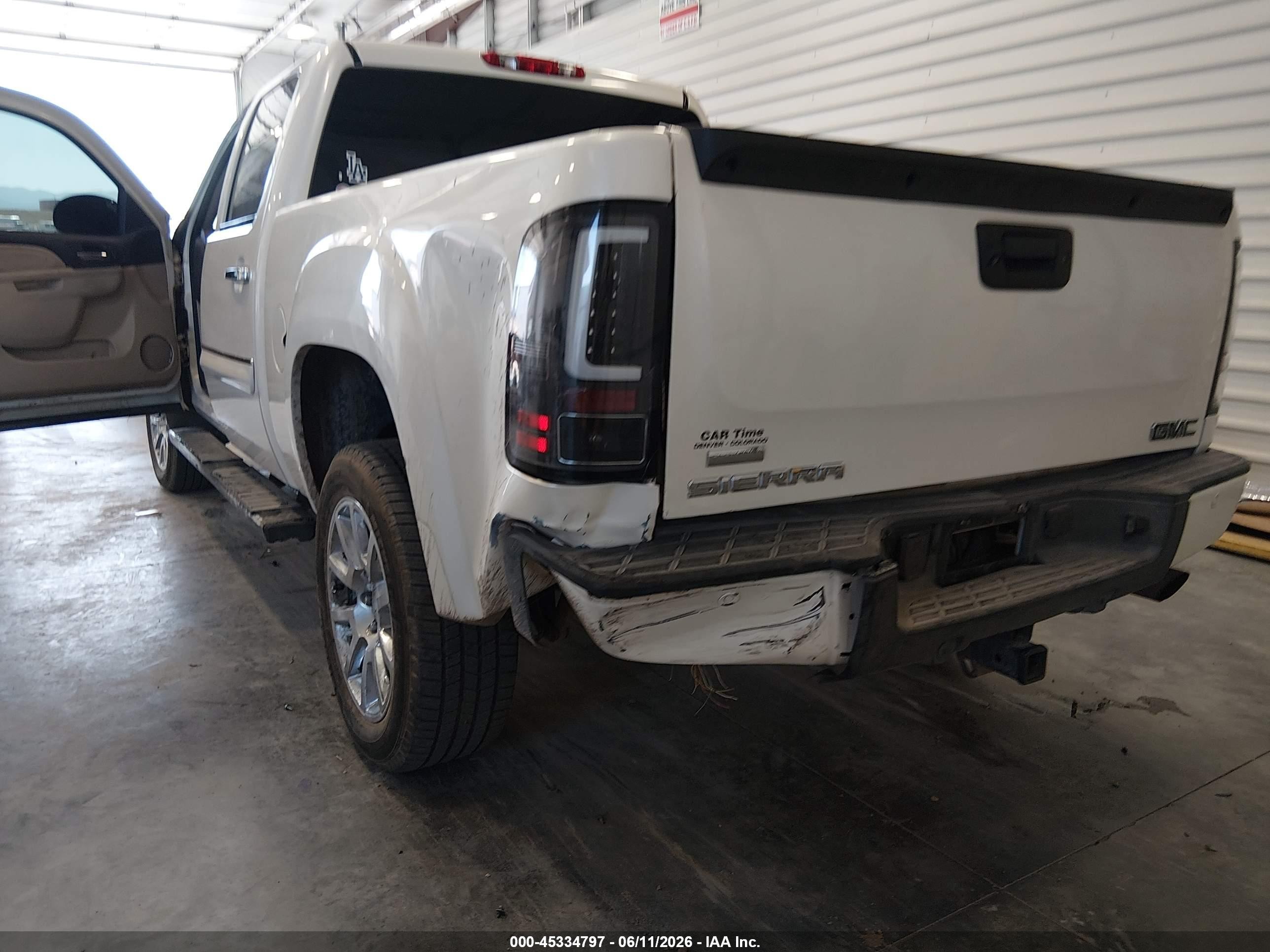 2010 Gmc Sierra 1500 Denali Белый vin: 3GTRKXE26AG180988