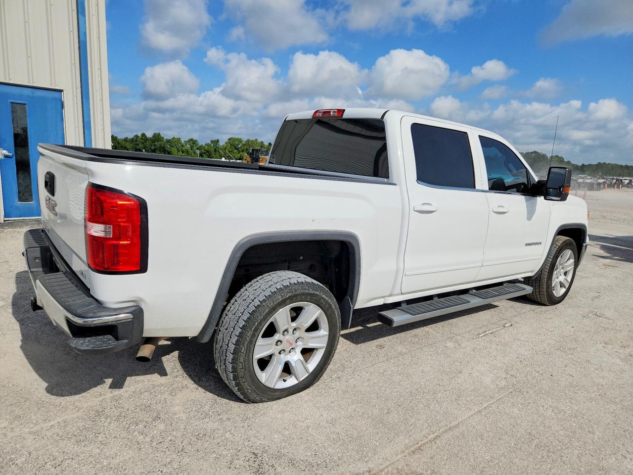 2015 Gmc Sierra C1500 Sle White vin: 3GTU1UEC9FG201800