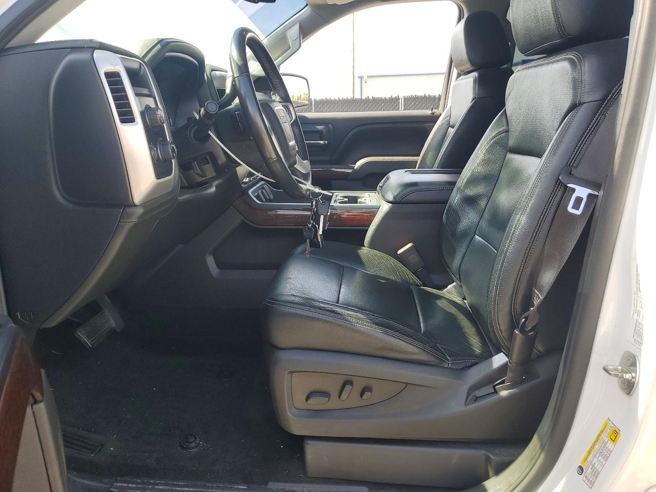 2016 Gmc Sierra K1500 Sle White vin: 3GTU2MEC0GG324688