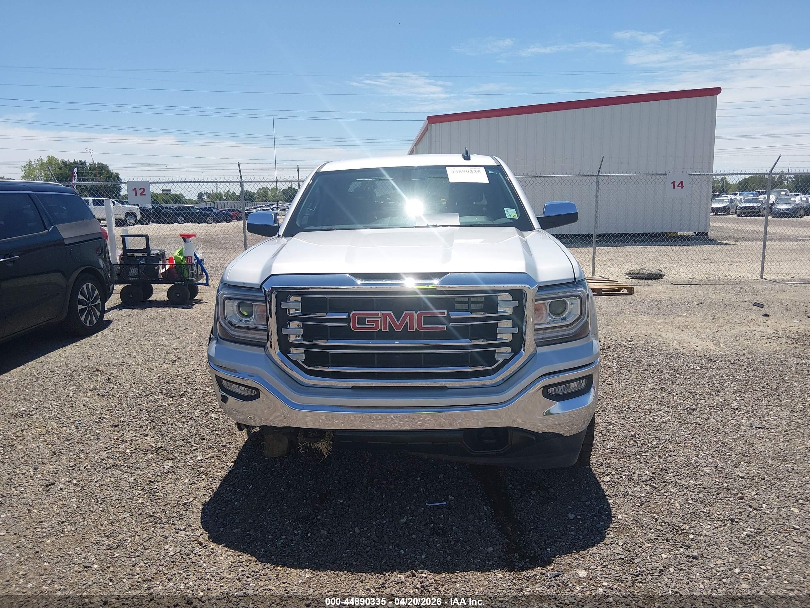 2018 Gmc Sierra 1500 Slt Silver vin: 3GTU2NEC1JG409925