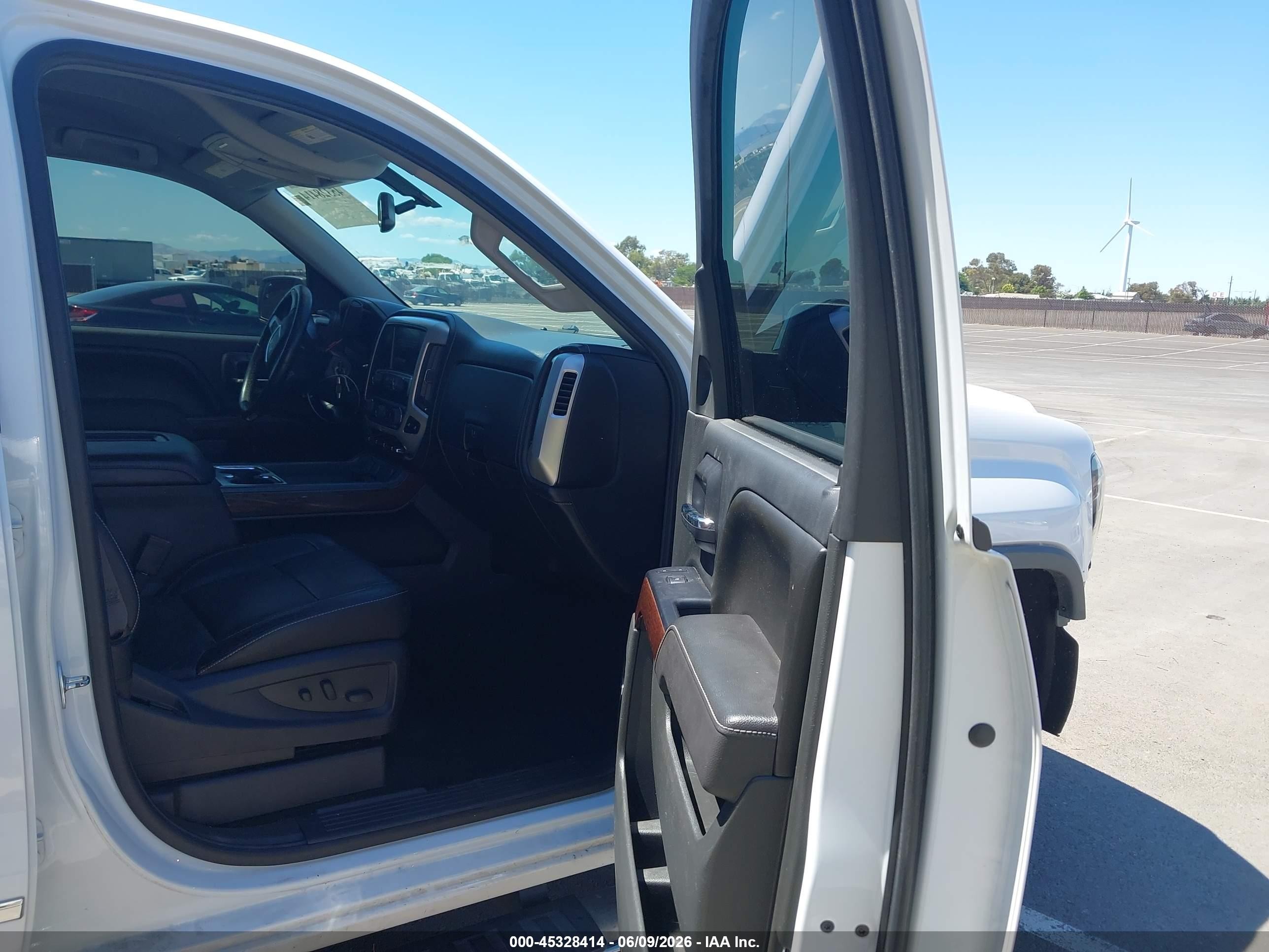 2017 Gmc Sierra 1500 Slt White vin: 3GTU2NEC2HG282967
