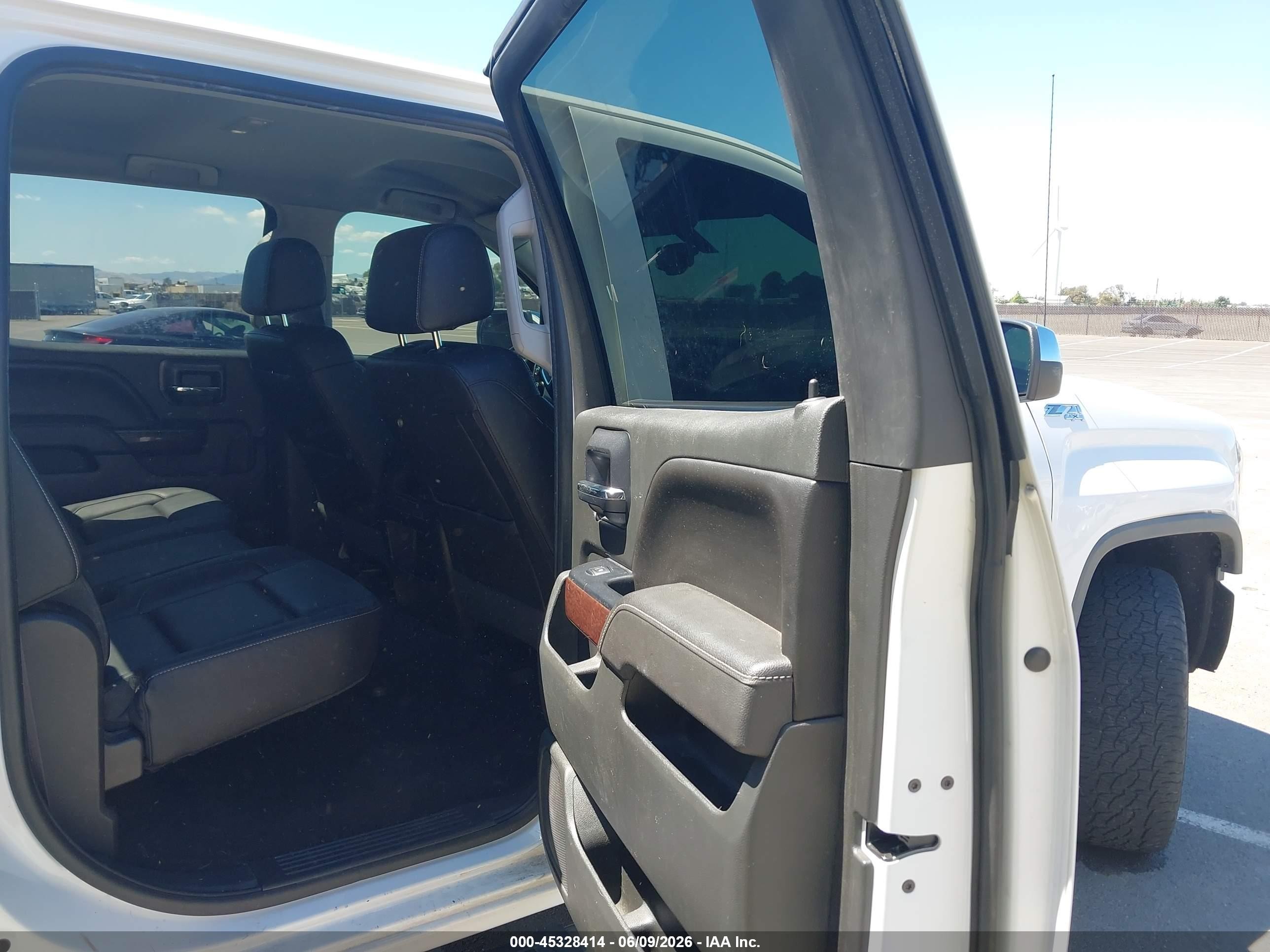 2017 Gmc Sierra 1500 Slt White vin: 3GTU2NEC2HG282967