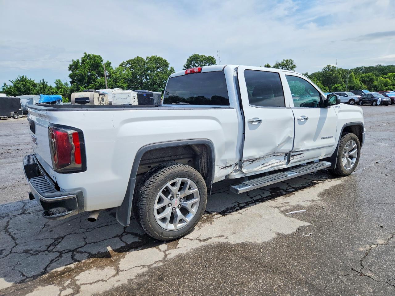 2018 Gmc Sierra K1500 Slt White vin: 3GTU2NEC4JG561665