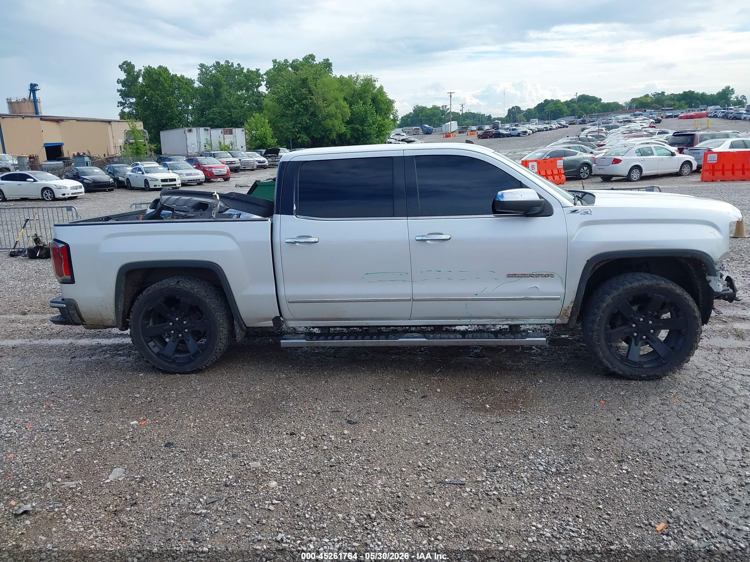 2018 Gmc Sierra 1500 Slt White vin: 3GTU2NEC6JG448087