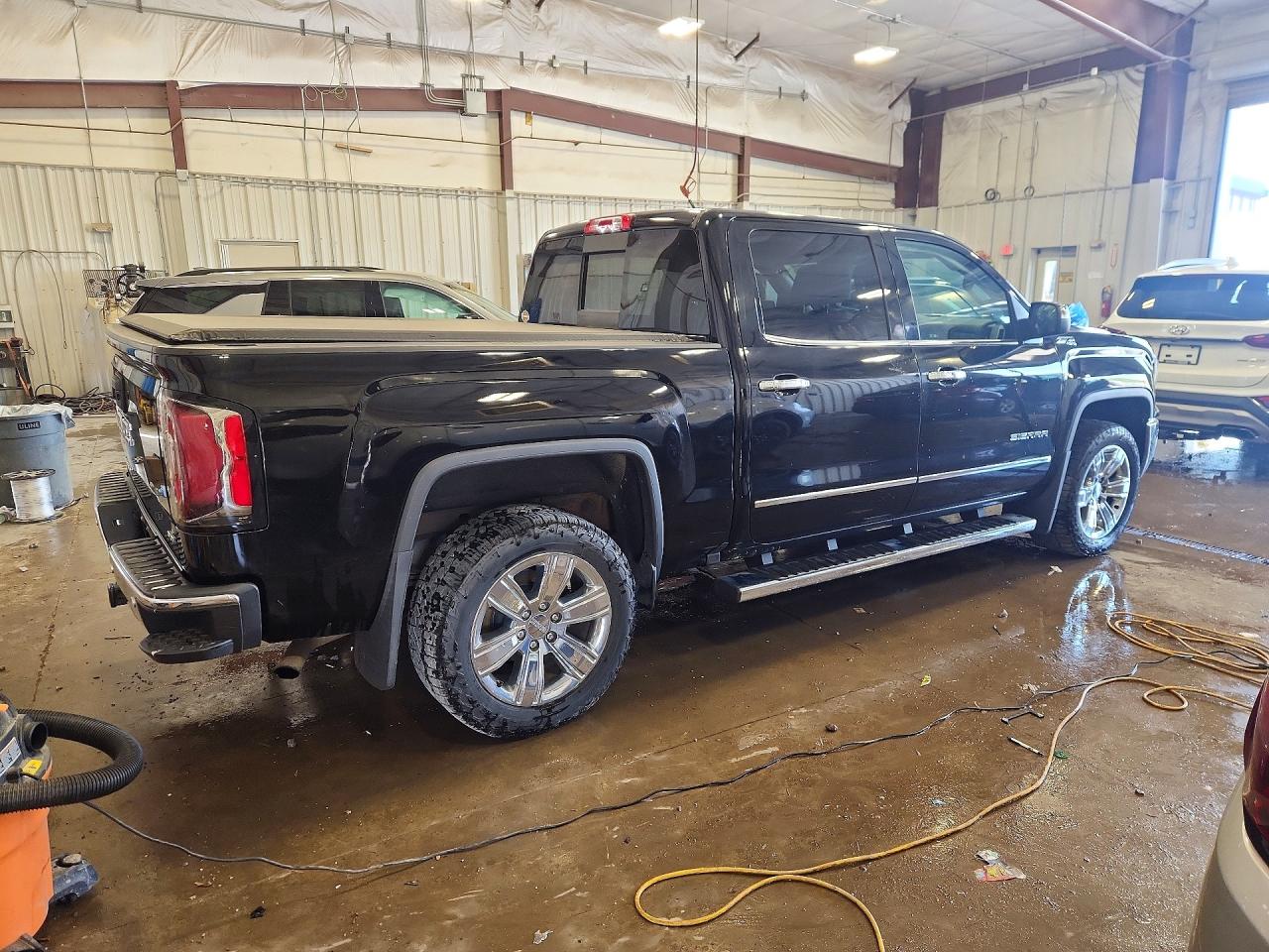 2017 Gmc Sierra K1500 Slt Black vin: 3GTU2NEC7HG305482