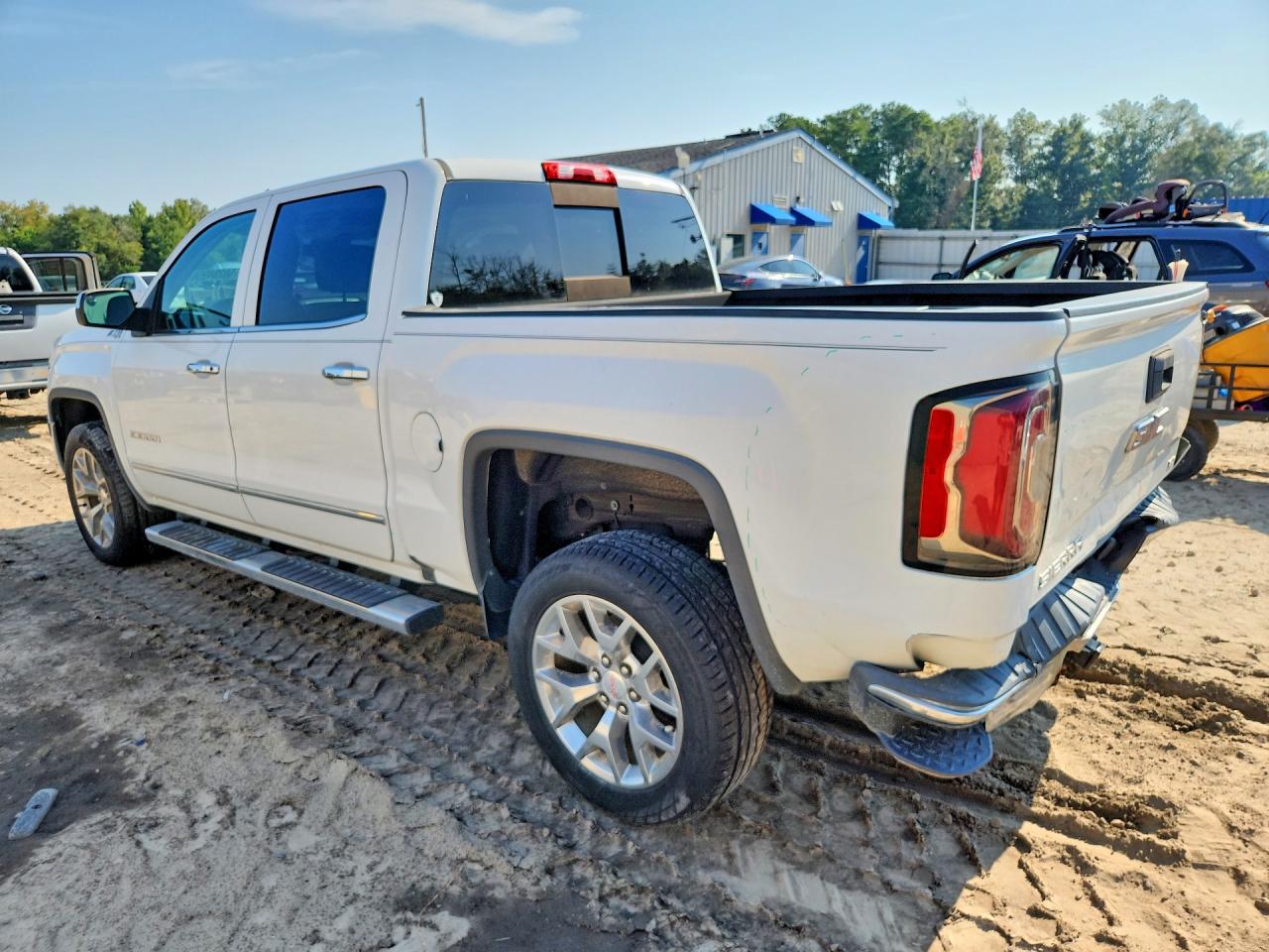 2018 Gmc Sierra K1500 Slt Белый vin: 3GTU2NECXJG533188