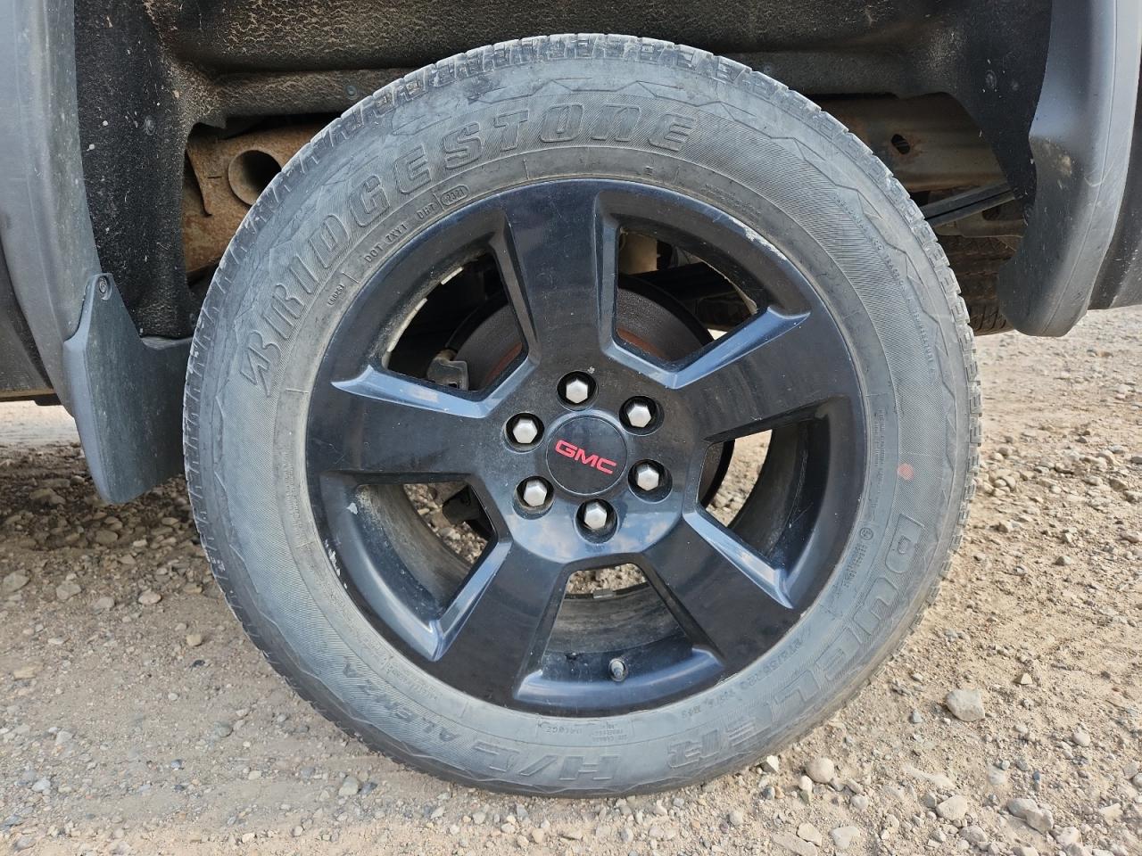 2017 Gmc Sierra K1500 Denali Black vin: 3GTU2PEJ0HG245569 Damage: Left Rear Wheel, Curb Rash, 6 To 7 Inches