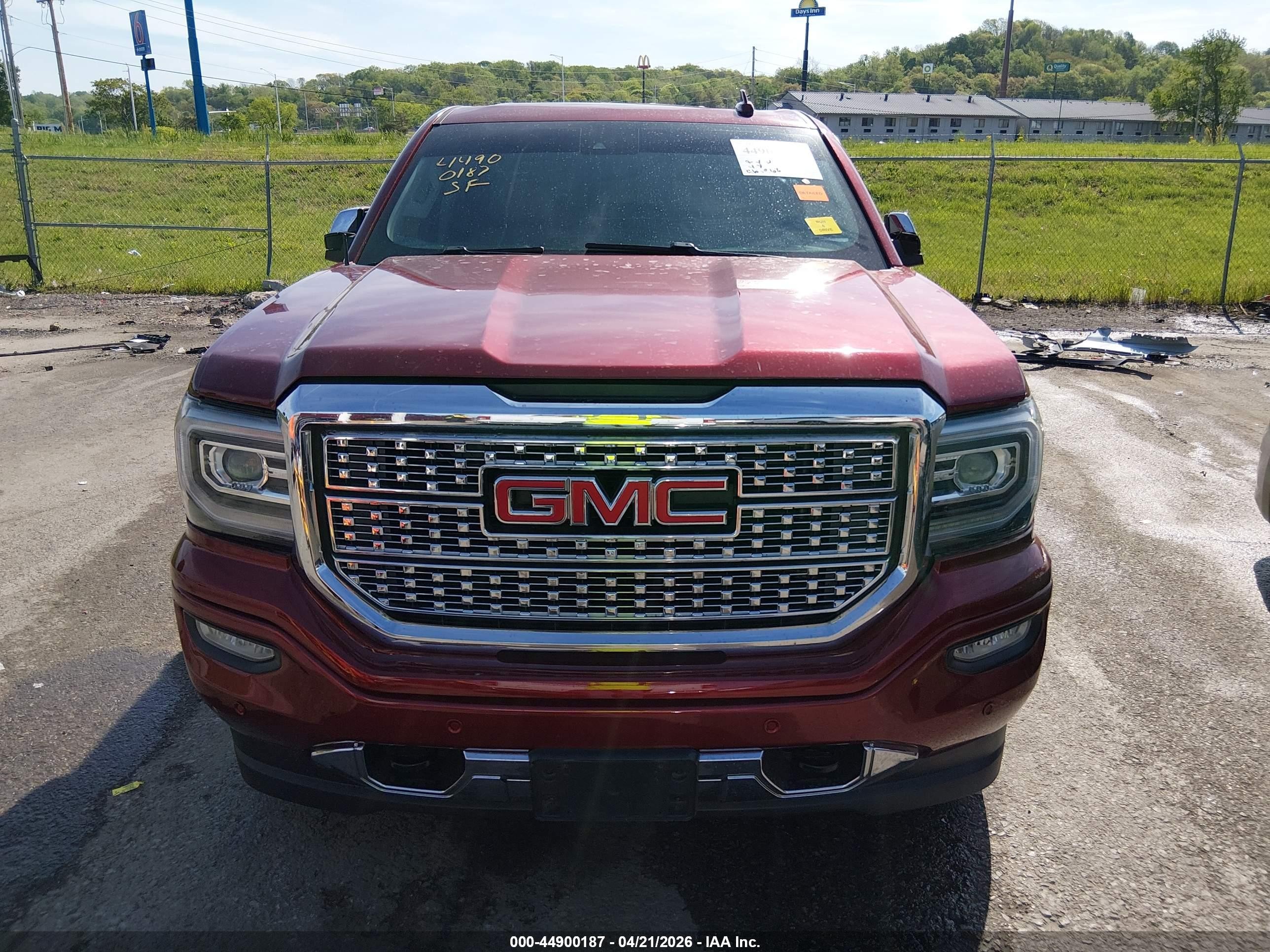 2017 Gmc Sierra 1500 Denali Красный vin: 3GTU2PEJ3HG243492