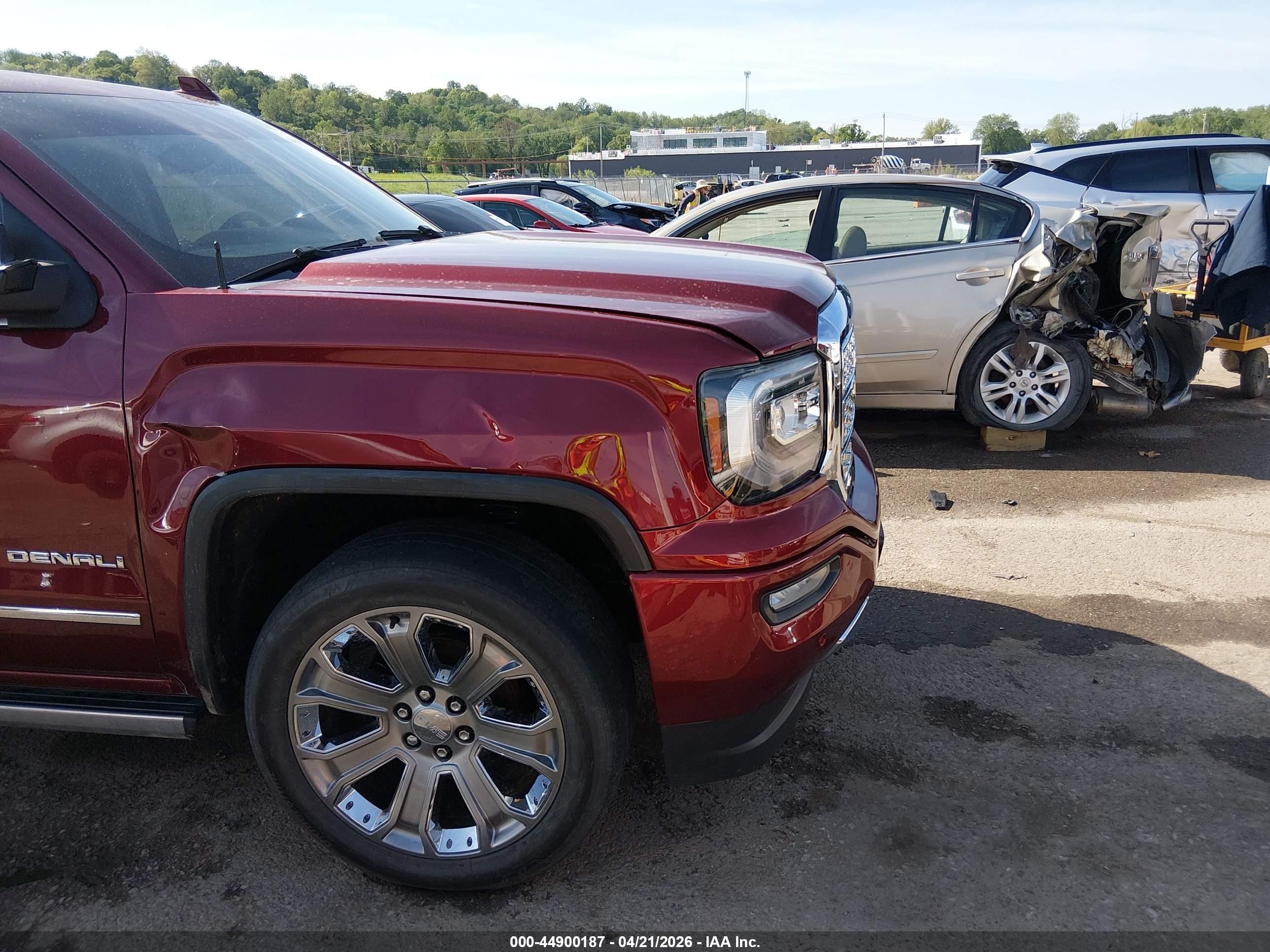 2017 Gmc Sierra 1500 Denali Красный vin: 3GTU2PEJ3HG243492