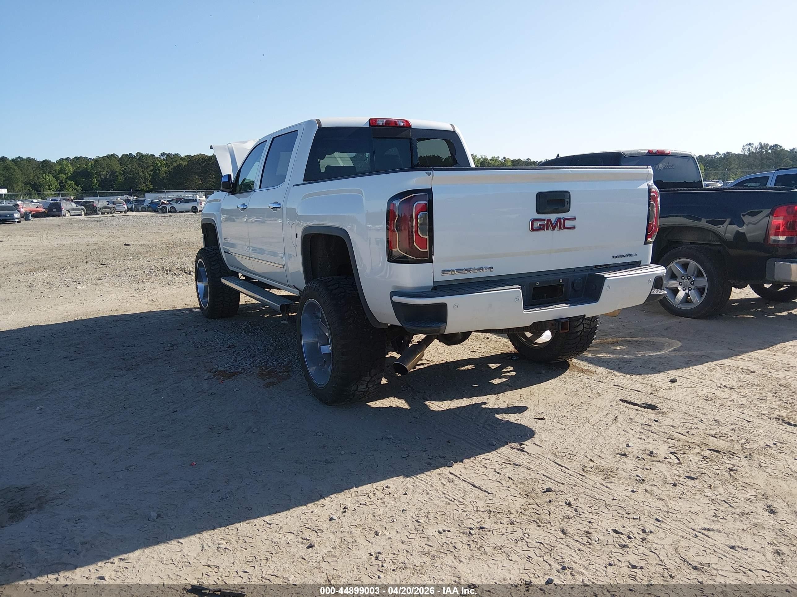 2017 Gmc Sierra 1500 Denali Белый vin: 3GTU2PEJ3HG251365
