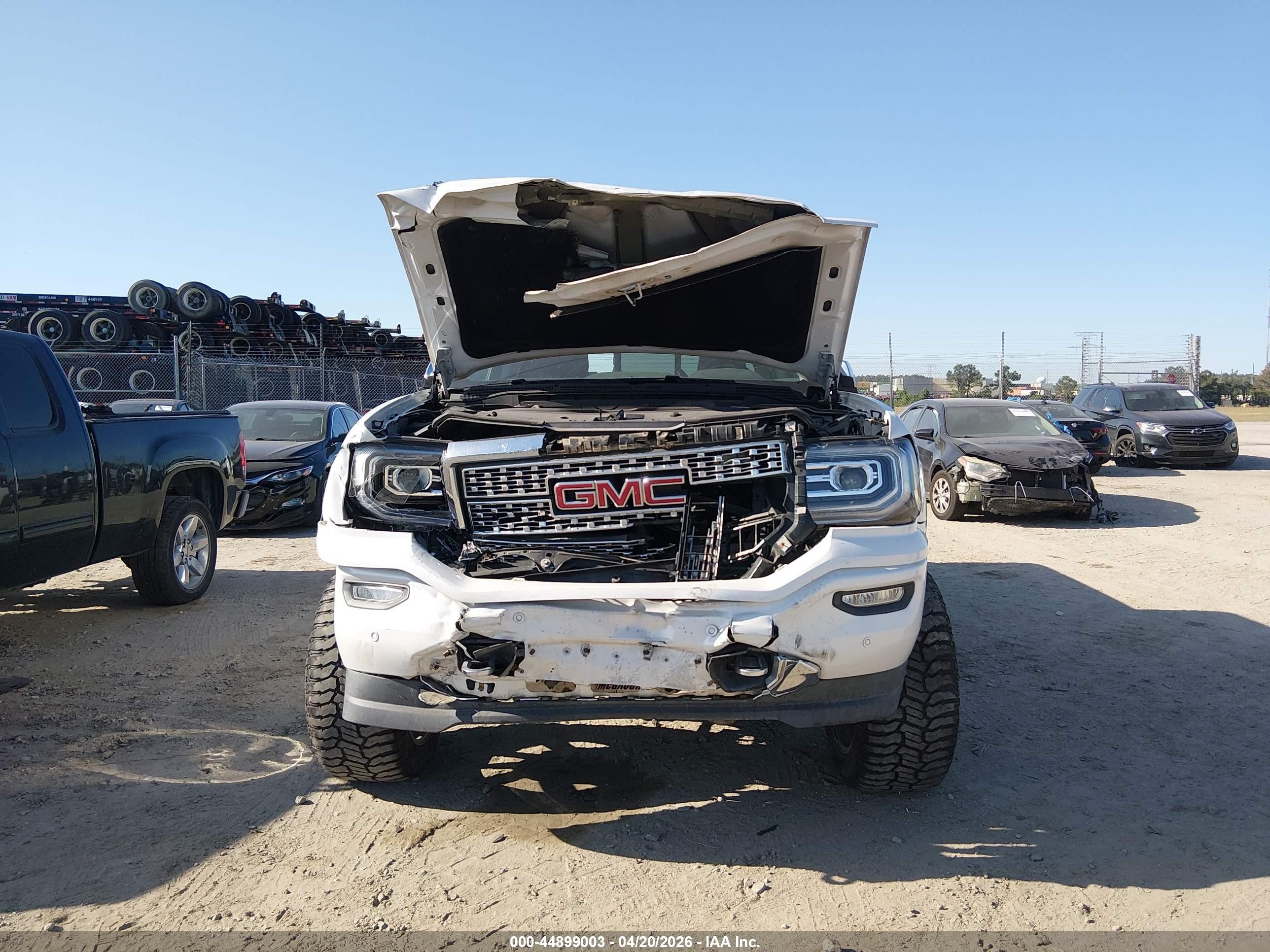 2017 Gmc Sierra 1500 Denali Белый vin: 3GTU2PEJ3HG251365