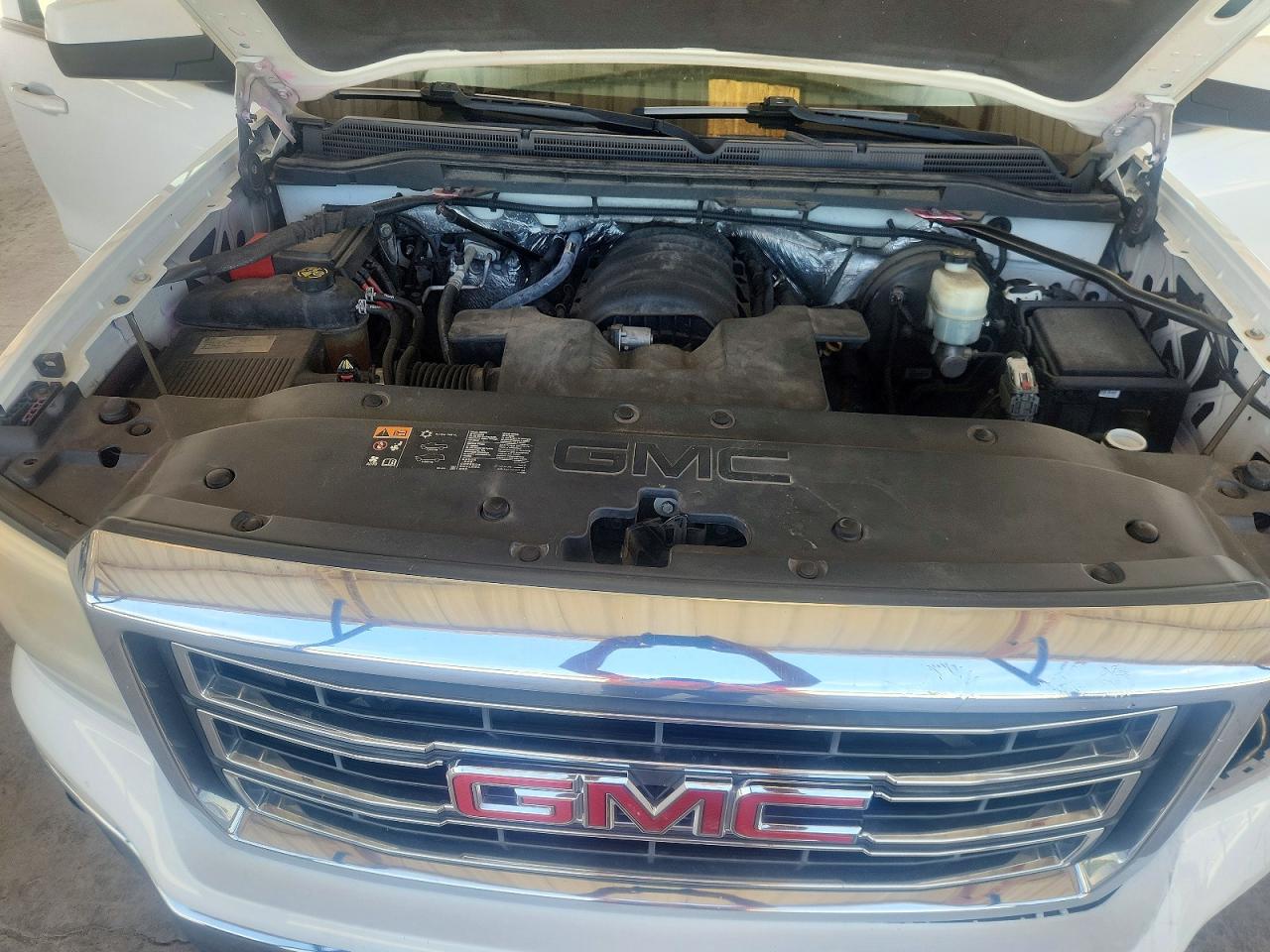 2015 Gmc Sierra K1500 Sle White vin: 3GTU2UEC1FG471522