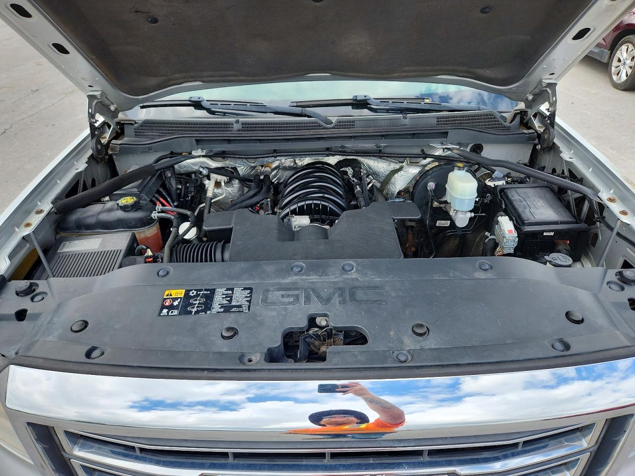 2014 Gmc Sierra K1500 Sle Серебряный vin: 3GTU2UEC2EG323328